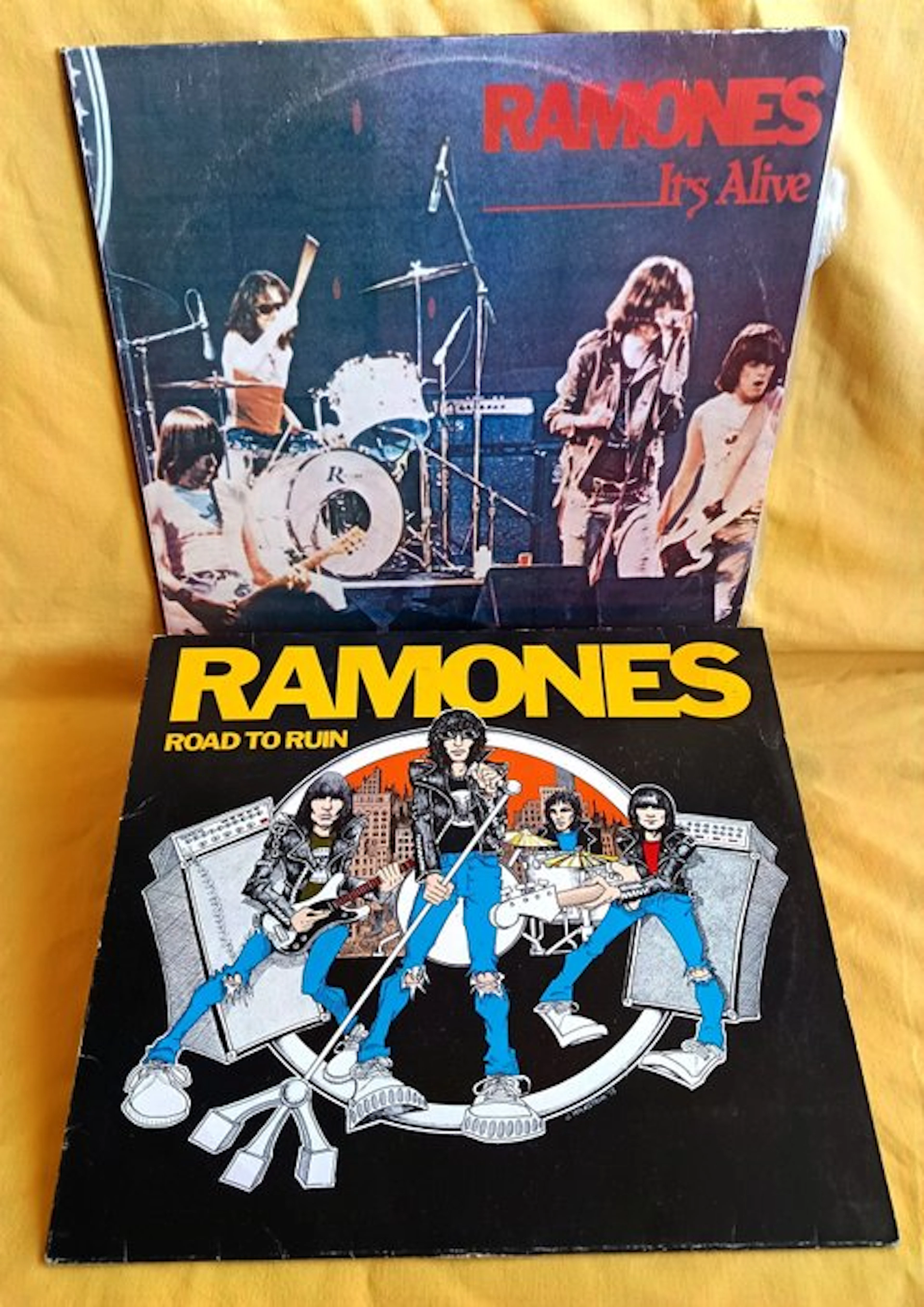 Ramones - It's Alive