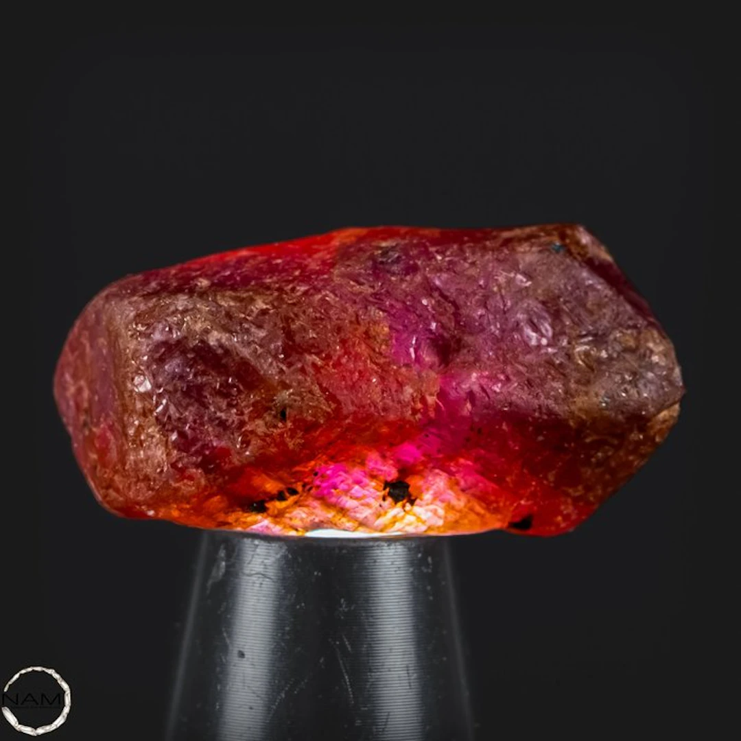 Natural red ruby in raw form - Radiant power of the earth 49.35 ct- 9.87 g
