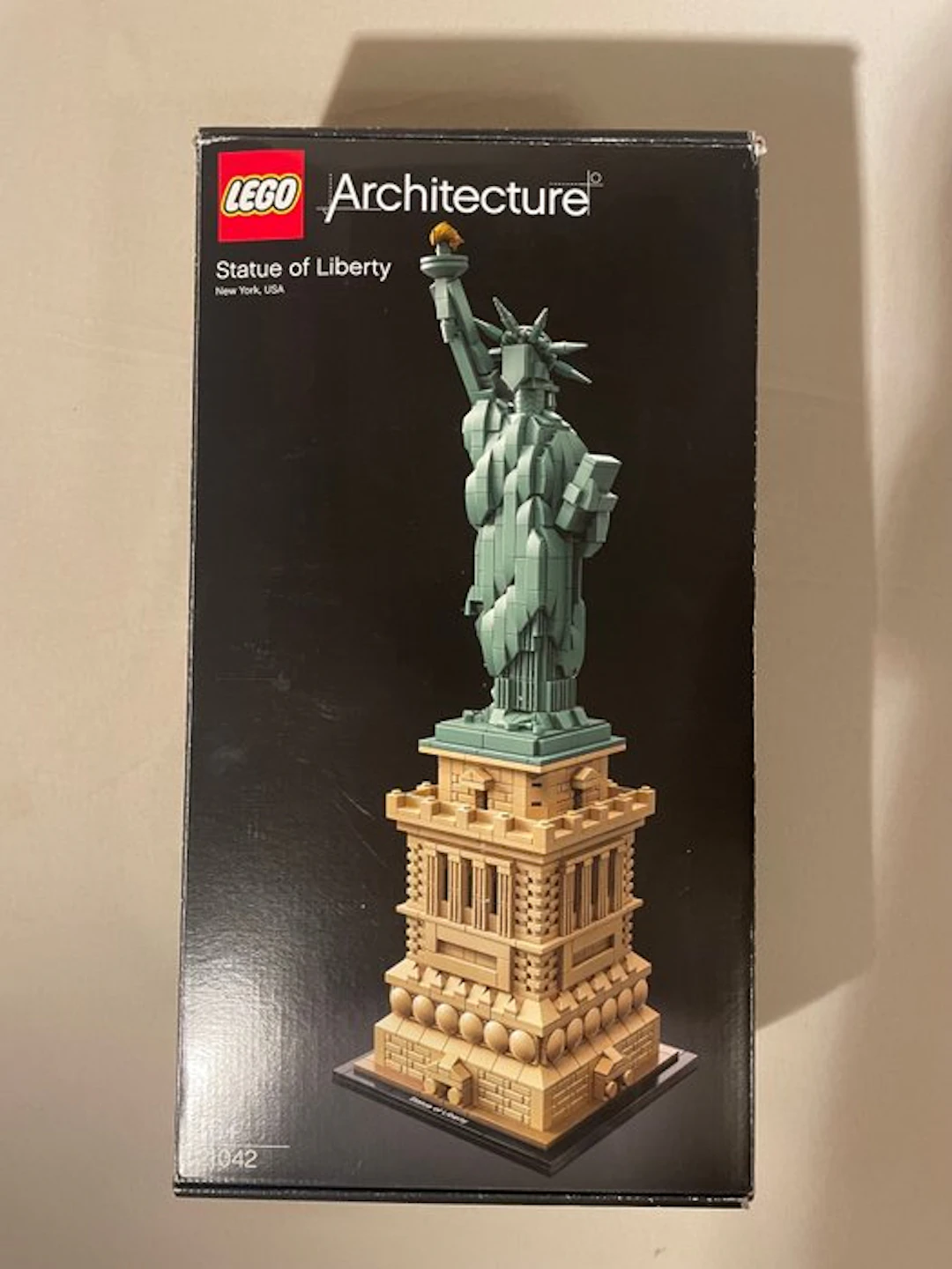 LEGO Set - 21042 - Architecture - Statue of Liberty