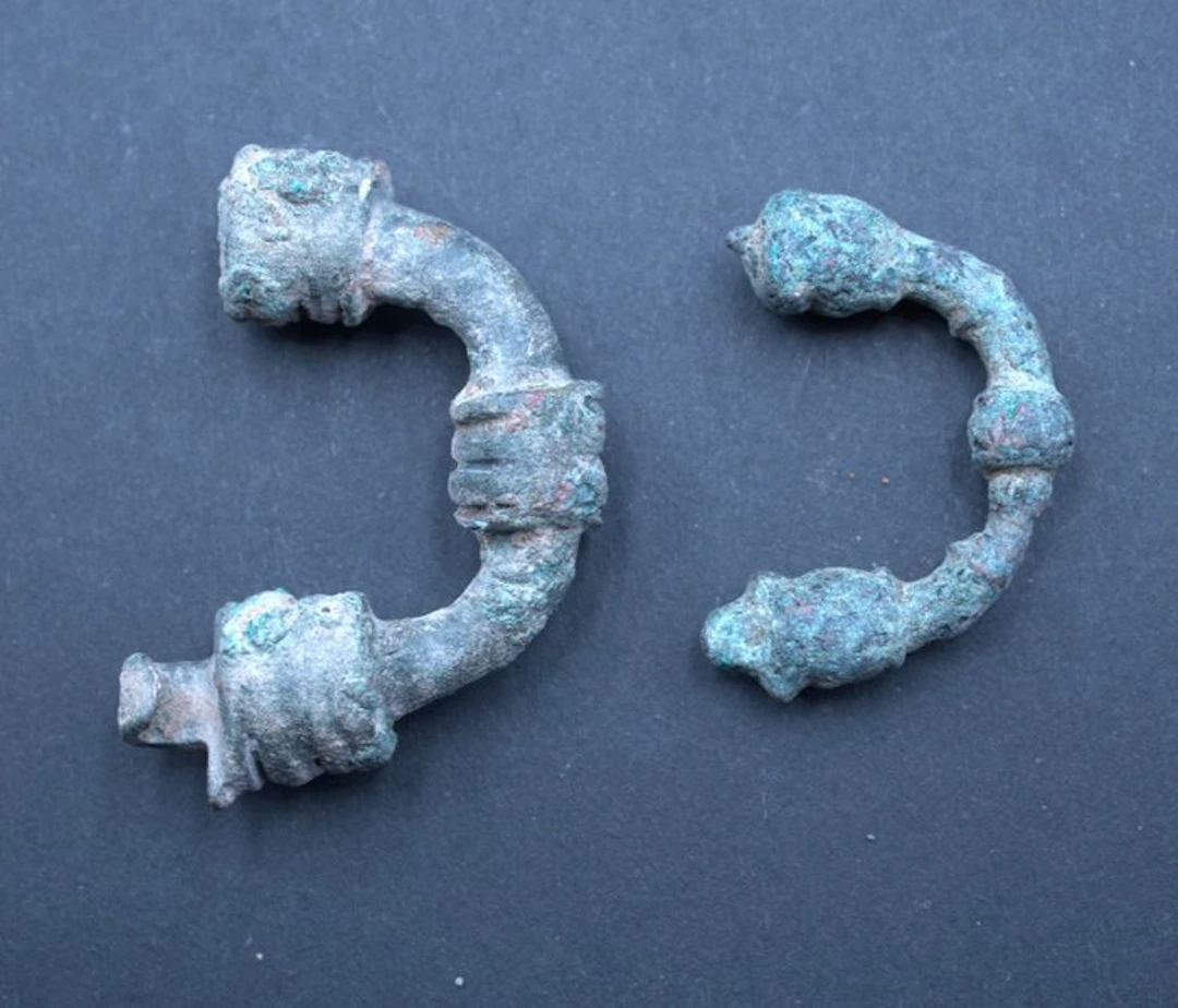 Ancient Greek Bronze Pair bow brooches (Phrygian type)