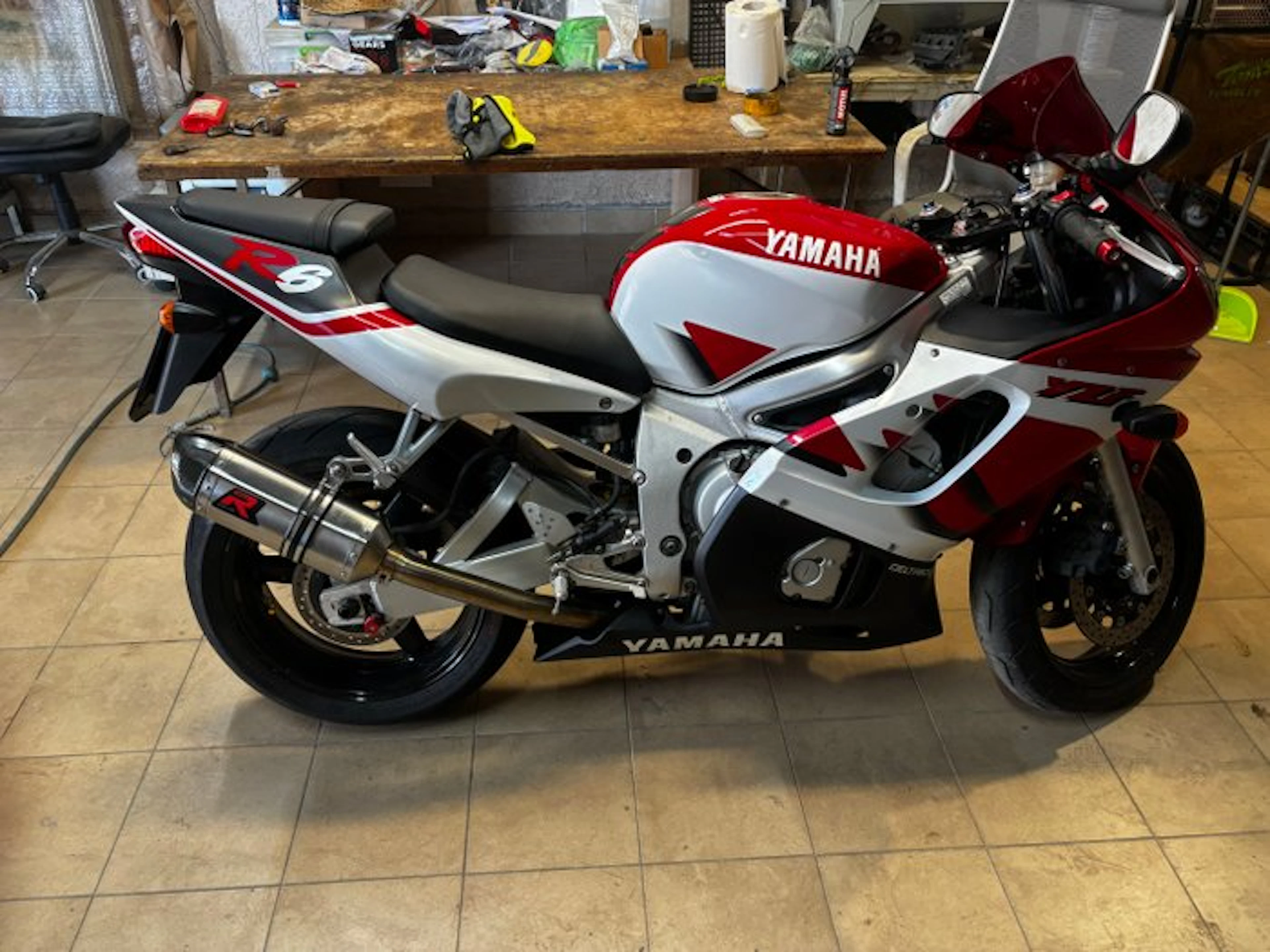 Yamaha - YZF R6 - 600 cc - 2000