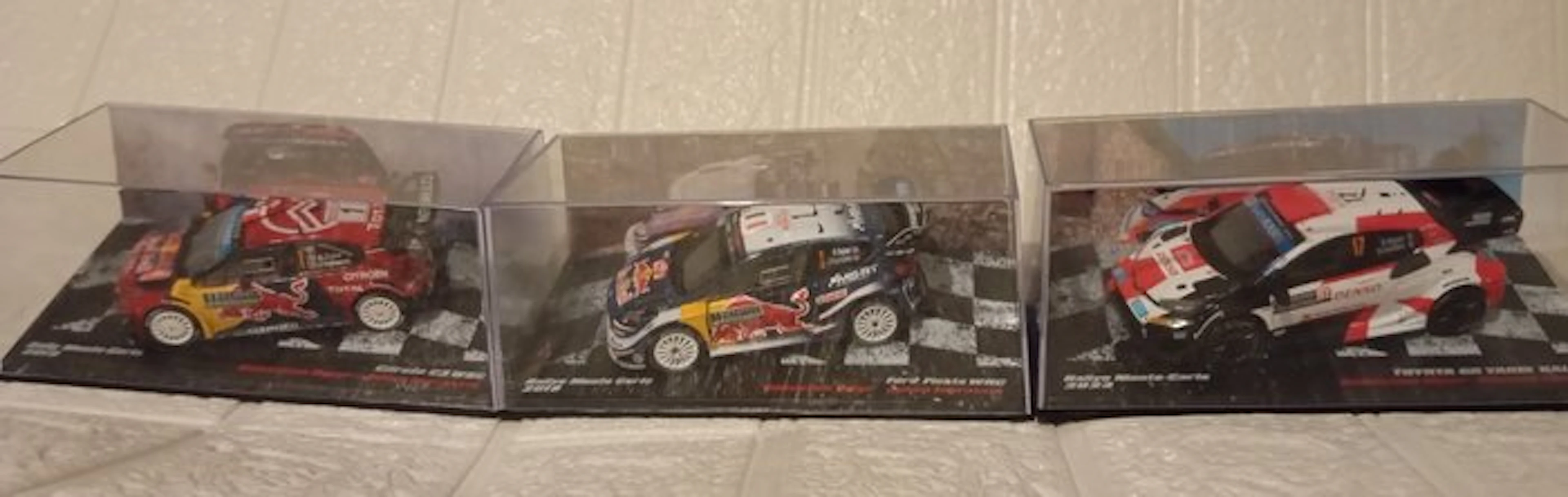 IXO 1:43 - Model race car (3) - Ford Fiesta WRC / Citroën...