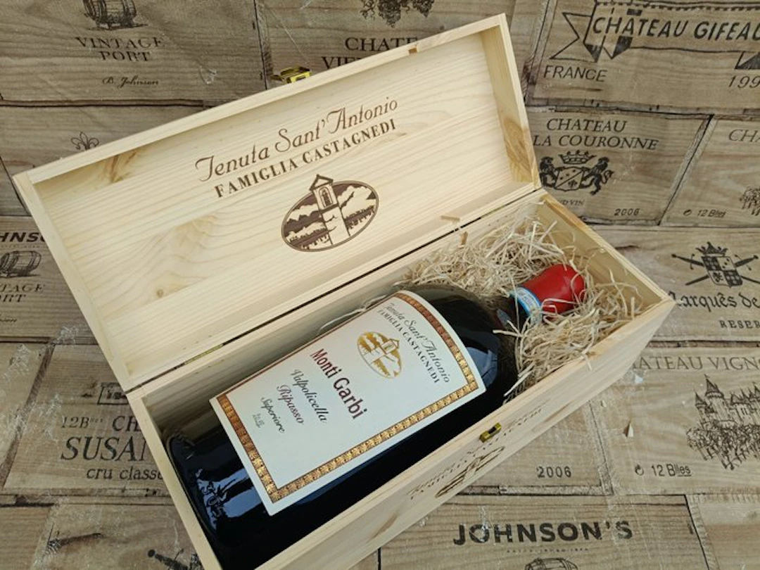 2022 Tenuta Sant'Antonio 'Monti Garbi' Valpolicella...