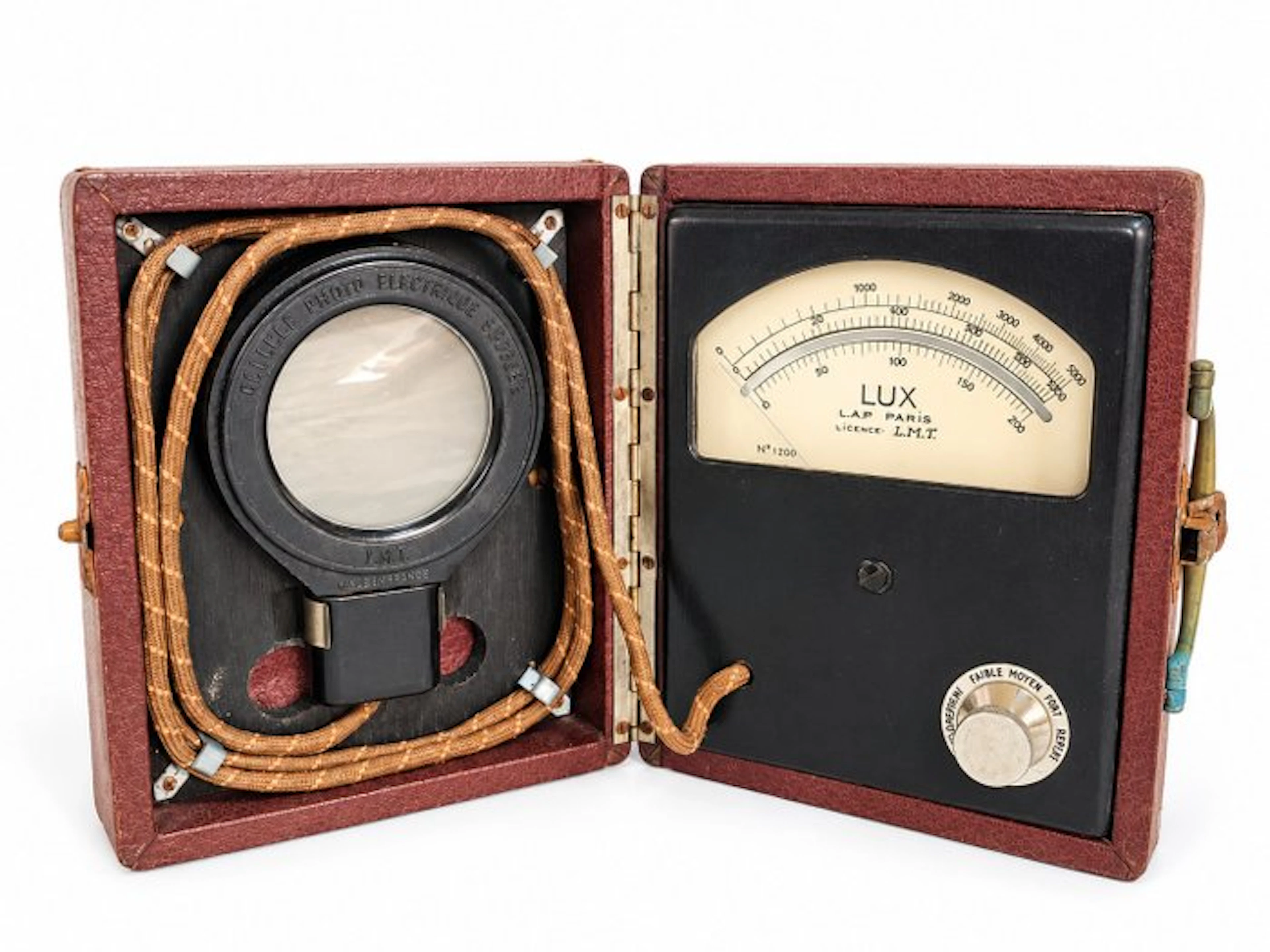 LUX L.A.P Paris – licence L.M.T - Measuring instrument - Bakelite