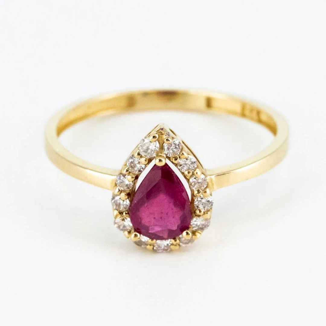 Ring - 14 kt. Yellow gold - 1.40ct. tw. Ruby - Diamond