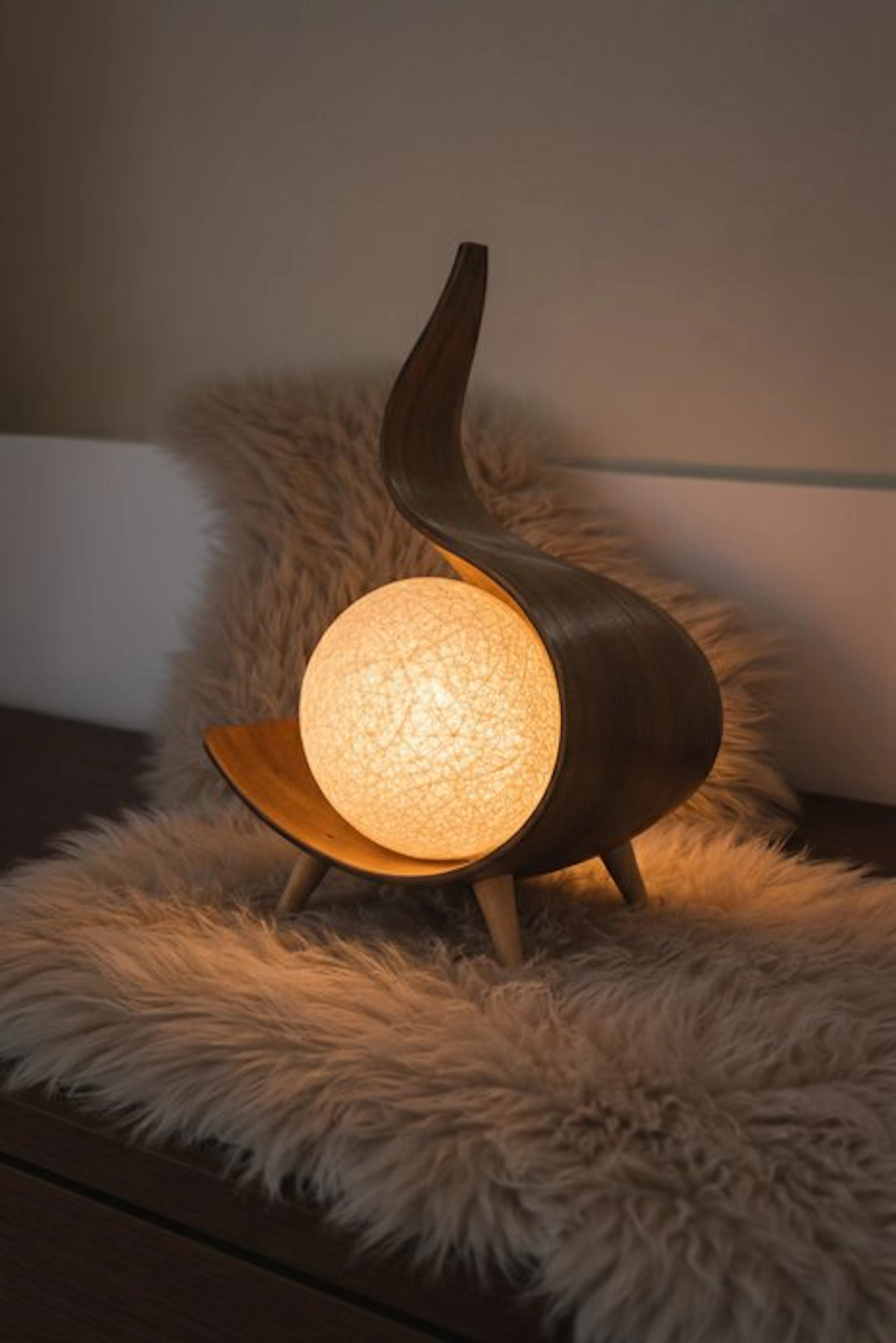 Nordic modernism - Lamp - Wood