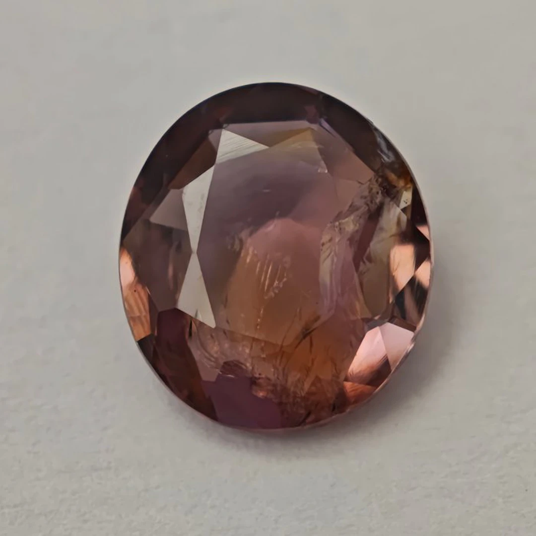 No reserve price Spinel - 2.38 ct - Antwerp Laboratory...