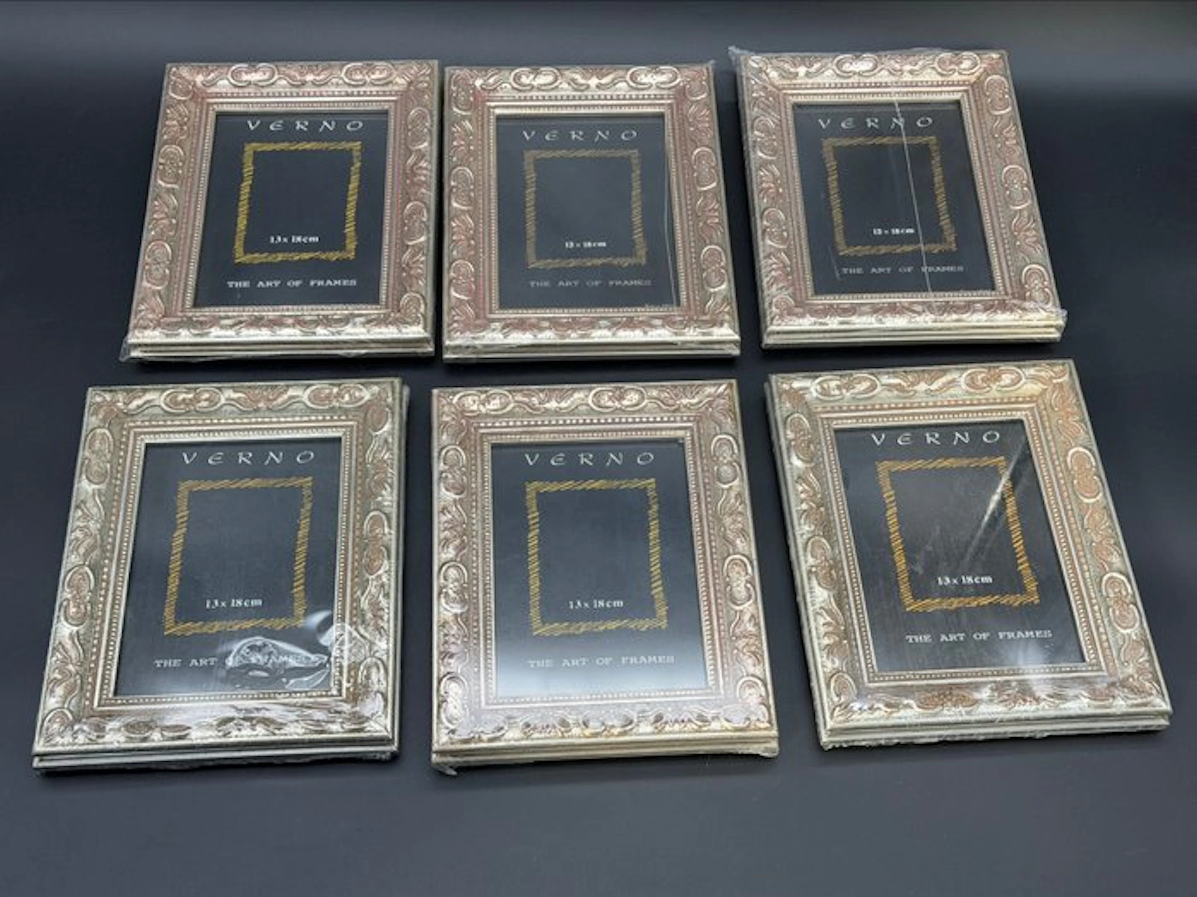 Verno ("The Art of Frames"