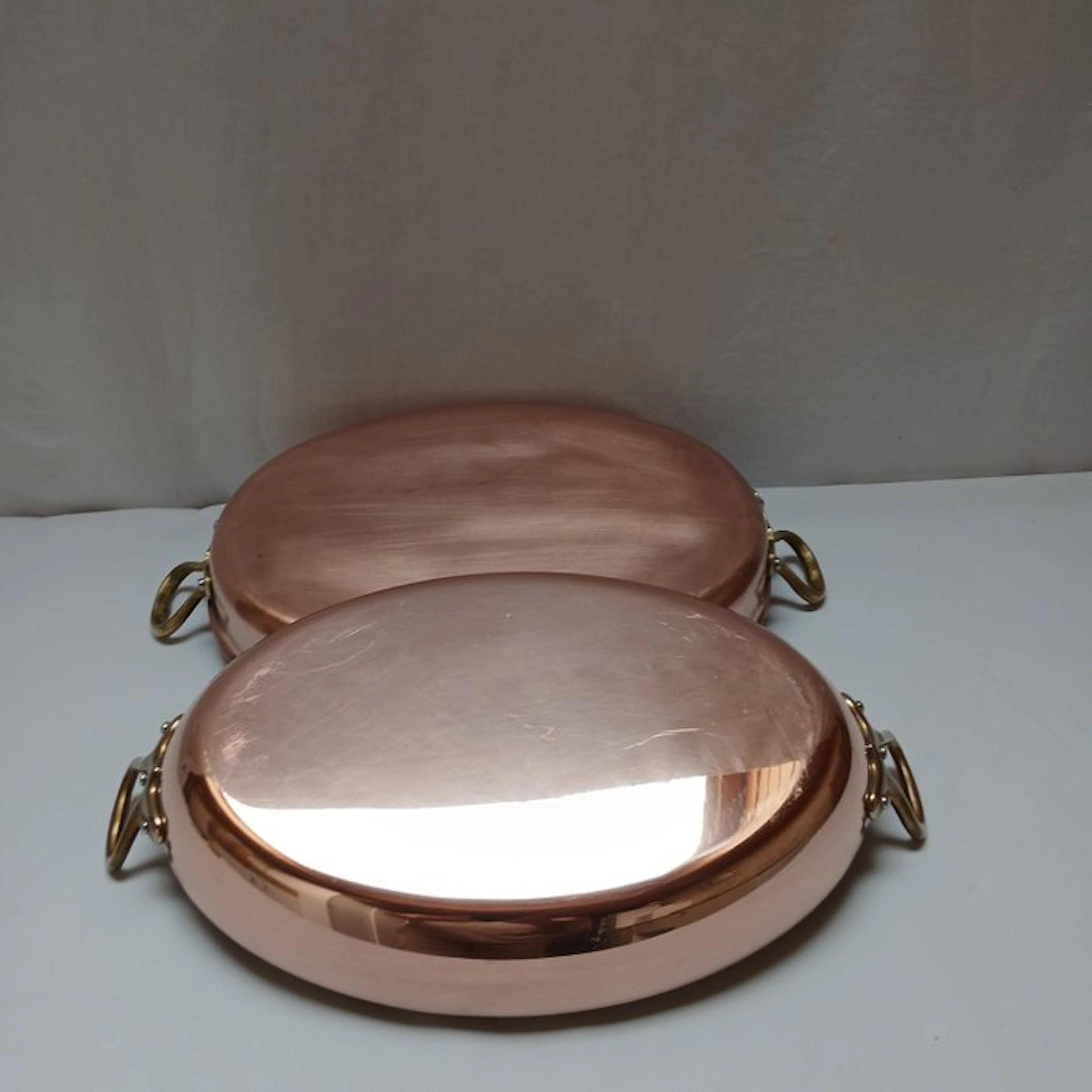 Plat de Cuisson Ovale Bas en Cuivre Intérieur Étamé