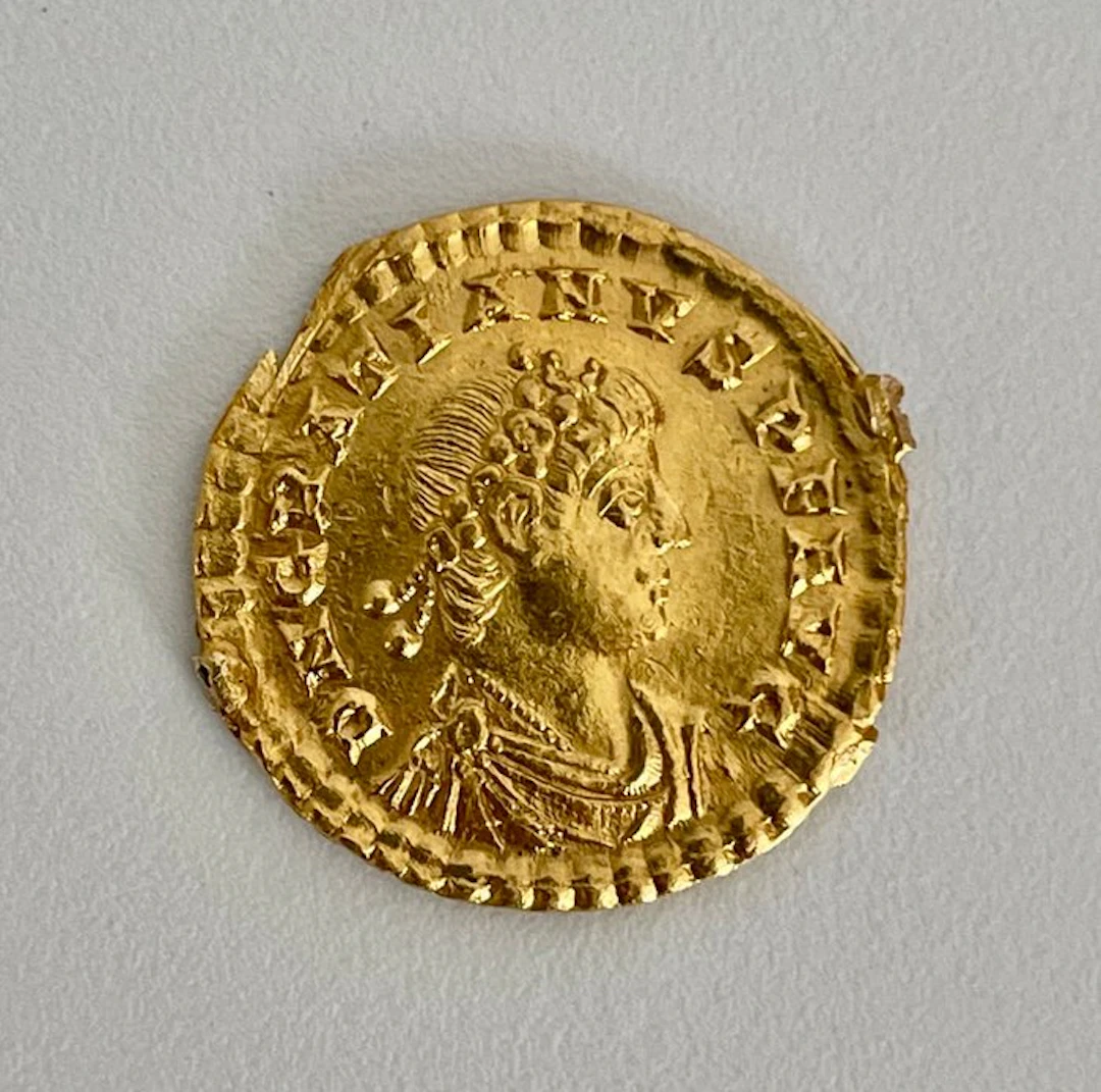 Roman Empire. Gratian (AD 367-383). Solidus