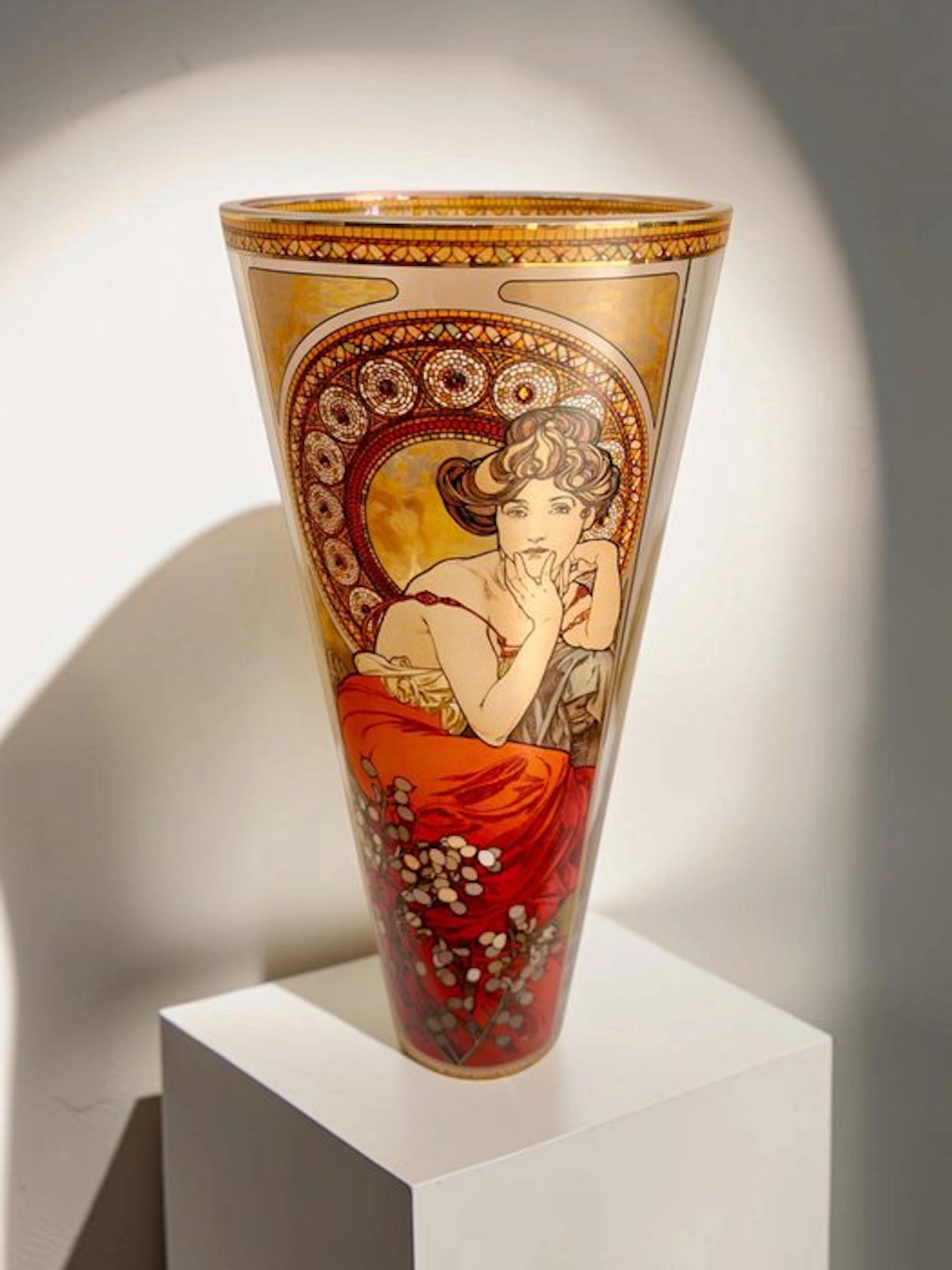 Goebel Artis Orbis - Mucha - Vase - 40.5cm/ 3,5Kg - Glass