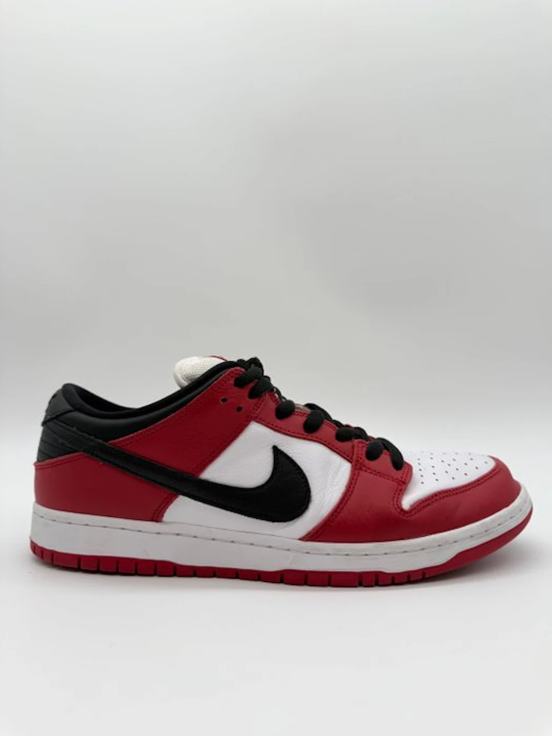 Nike - Nike SB Dunk Low Pro J-Pack Chicago - Sneakers - Size: EU 45