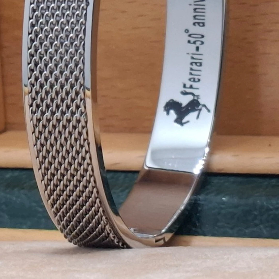 1997,, finish in white gold. Rare vintage collections - Bracelet - FERRARI 50th