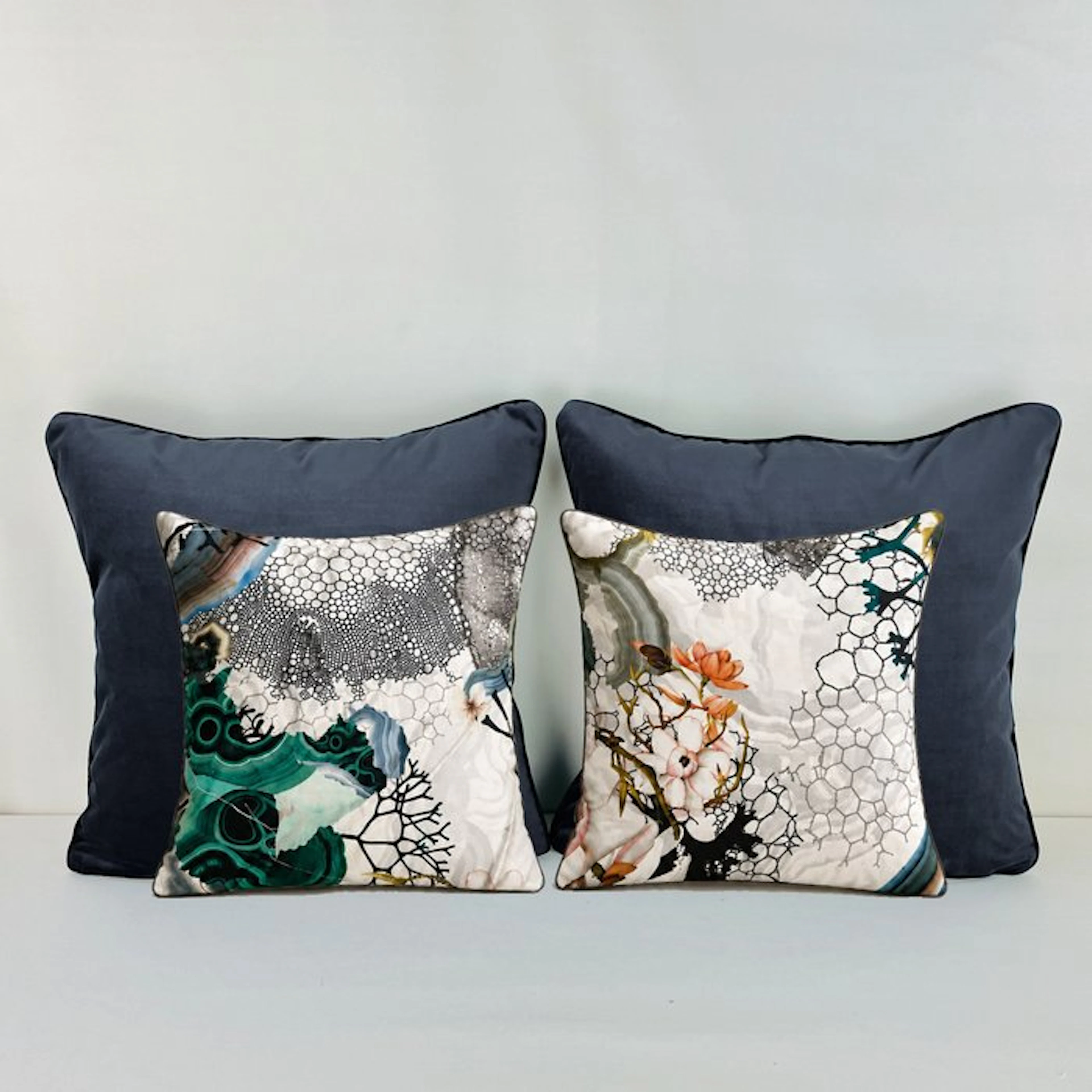 CHRISTIAN LACROIX MAISON- New set - Two cushions in a set of four - Cushion