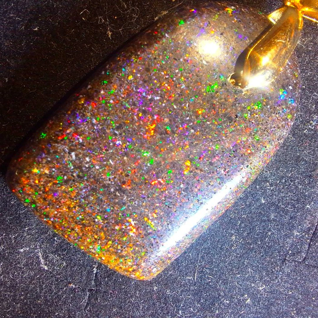Large Australian opal pendant Jewellery - Height: 44 mm...