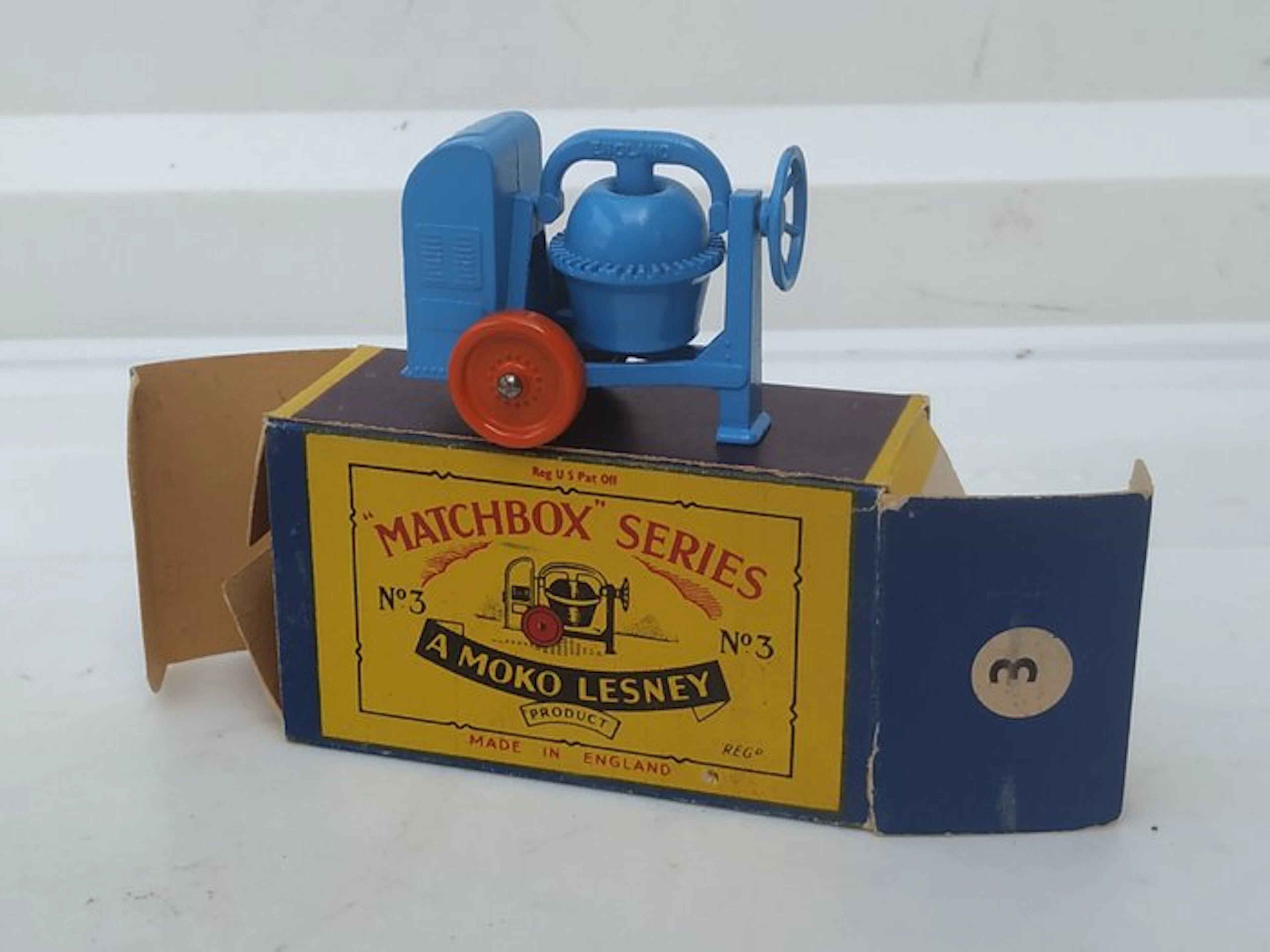 A Moko Lesney Product "Matchbox" 1-75 Regular Wheels...