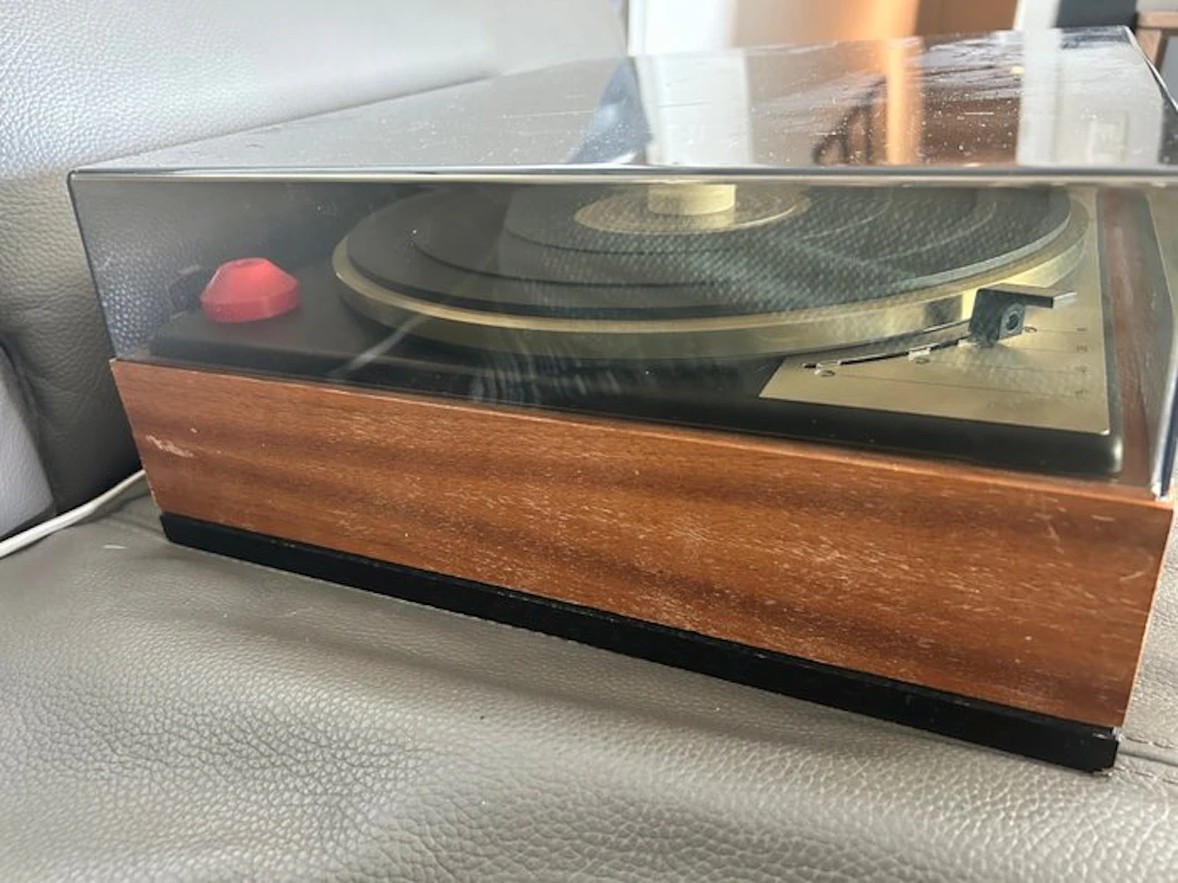 Lenco - L75 S Heavy-Platter Idler-Wheel Driven Stereo Turntable