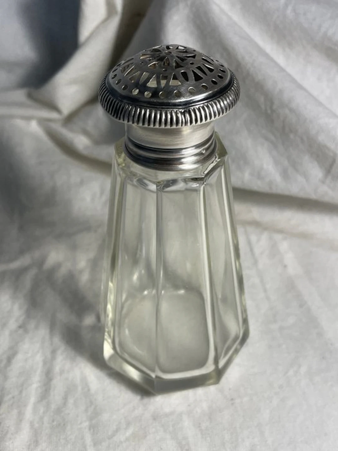 A. COULOT - Sugar sifter - 2 old powder shakers - Cristal & Argent Massif