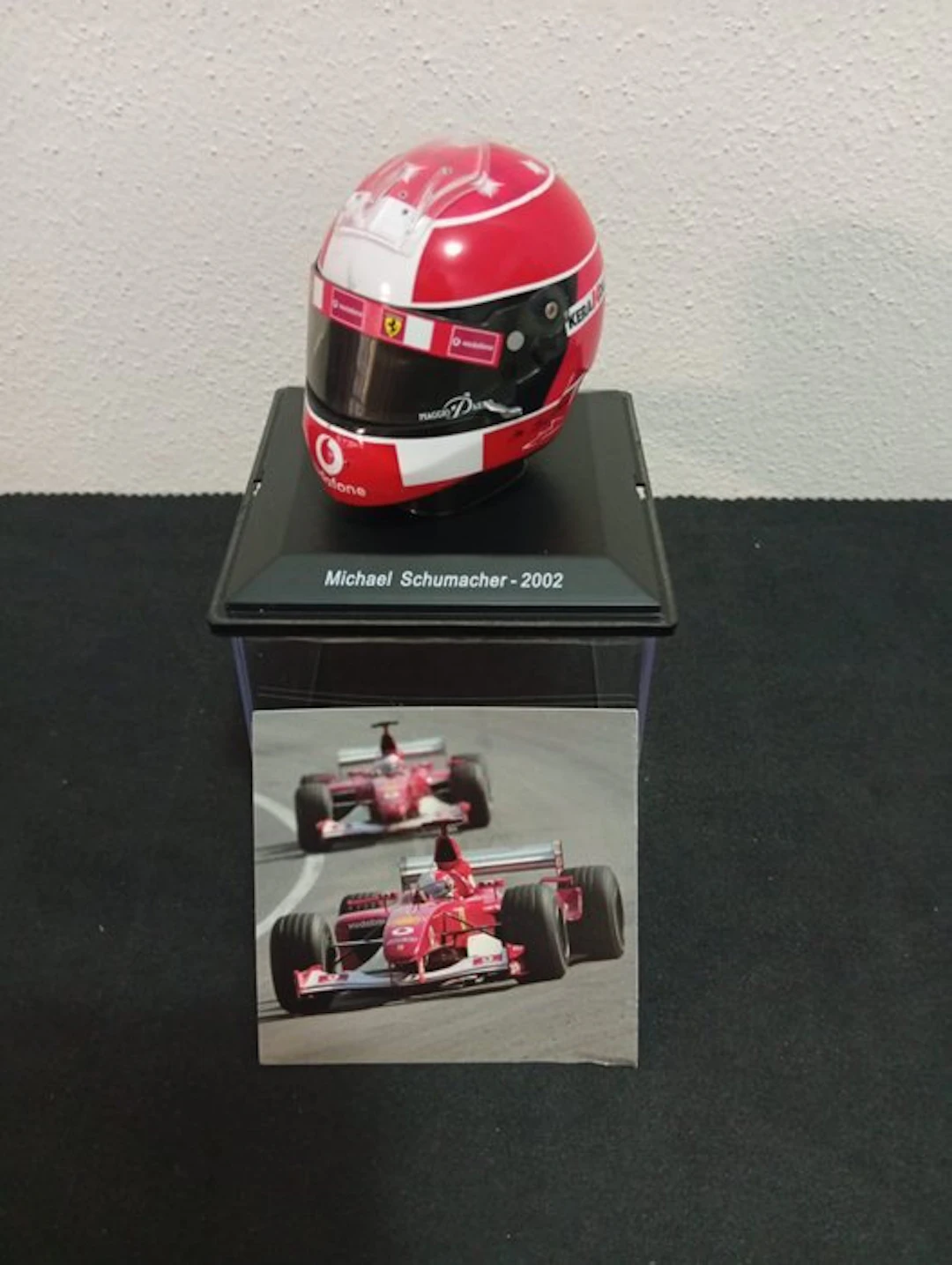 Spark 1:5 - Model sports car - Michael Schumacher 7 Times World Champion