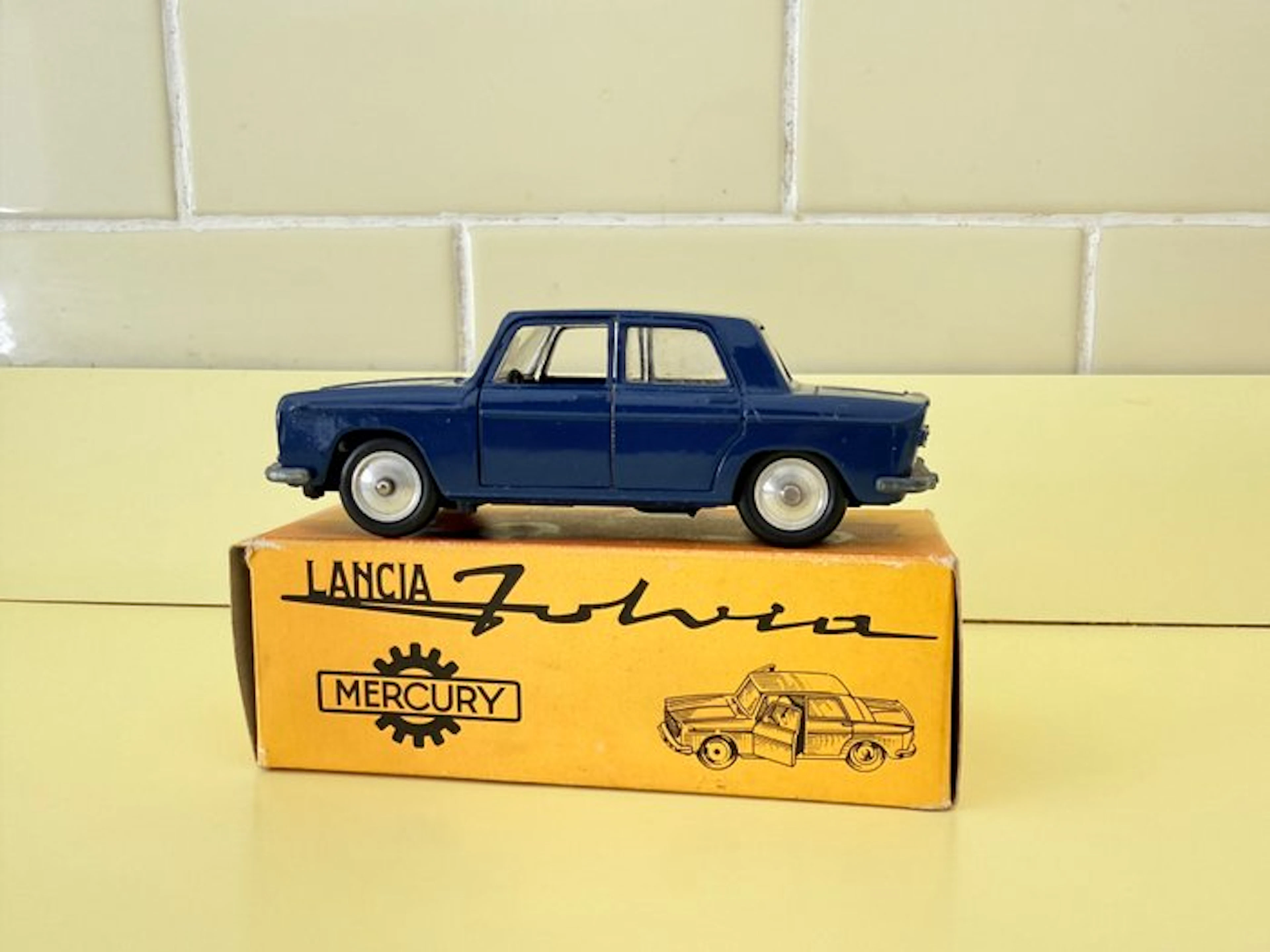 Mercury 1:43 - Model car - Lancia Fulvia - Article 33