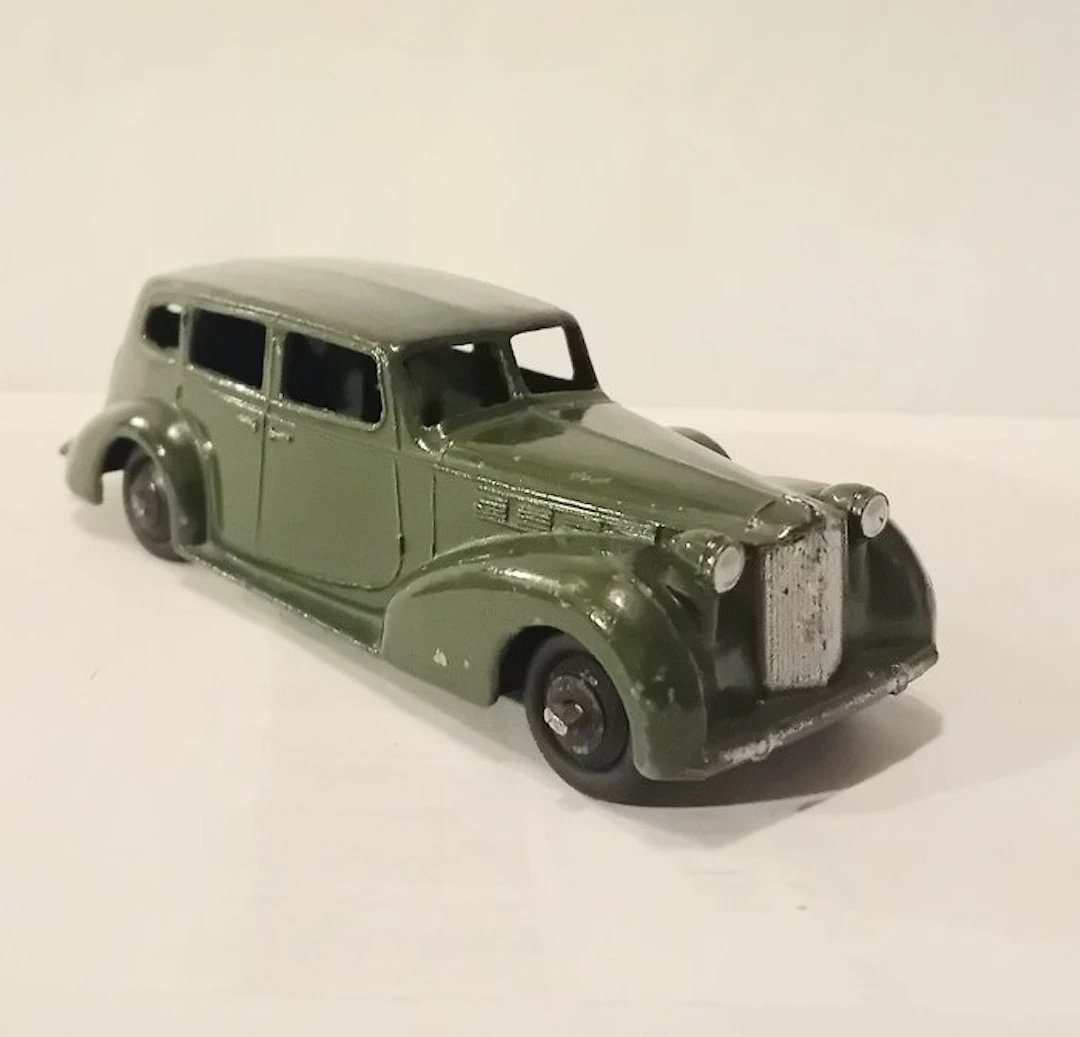 Dinky Toys 1:43 - Model sedan - Packard Super Eight Tourer (39A)