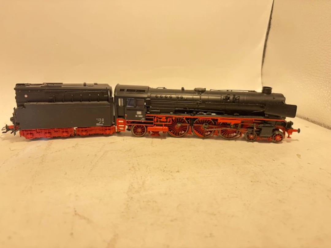 Märklin H0 - uit set 29010 - Steam locomotive with tender (1) - BR 01 - DB
