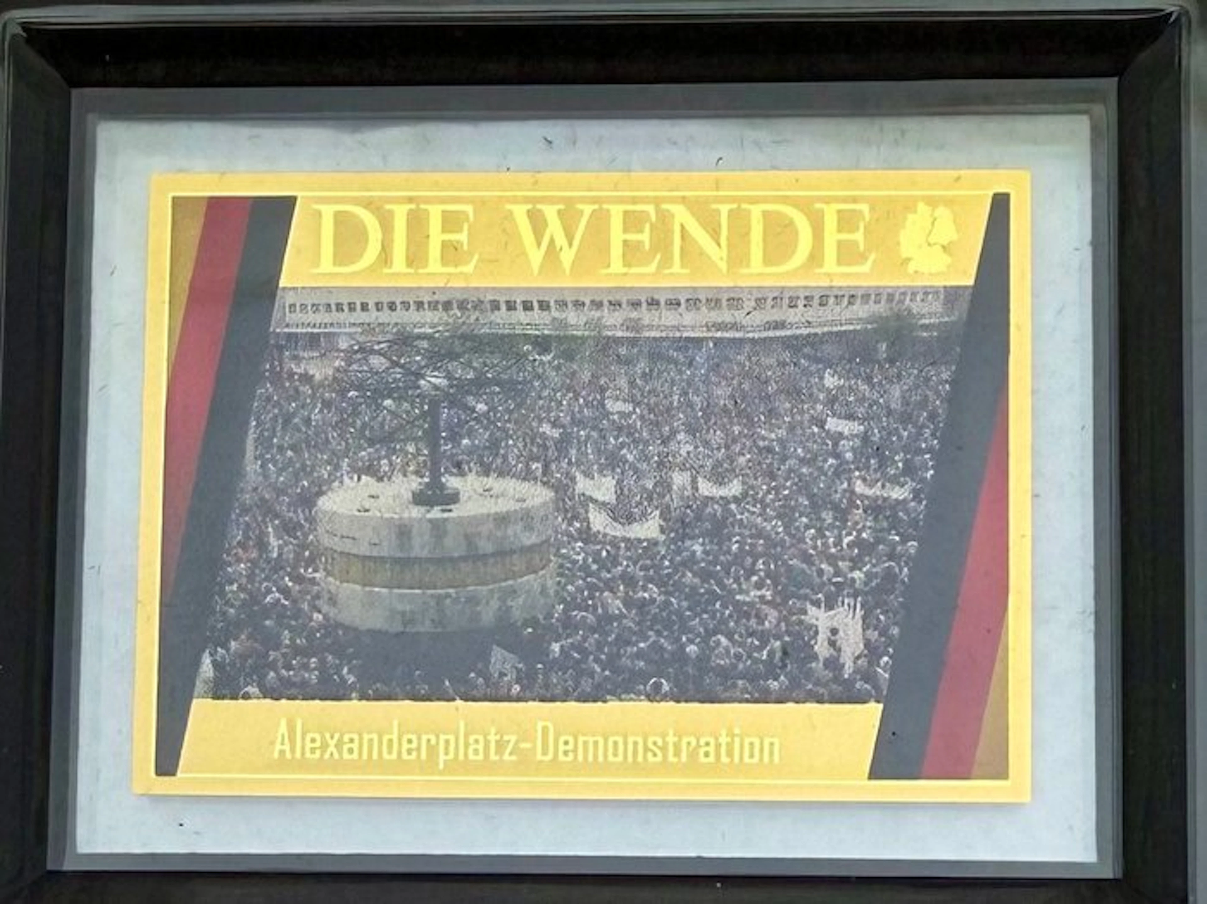Chad. ND Alexanderplatz Demonstration , oro, 1/200 Oz (.999) (No reserve price)