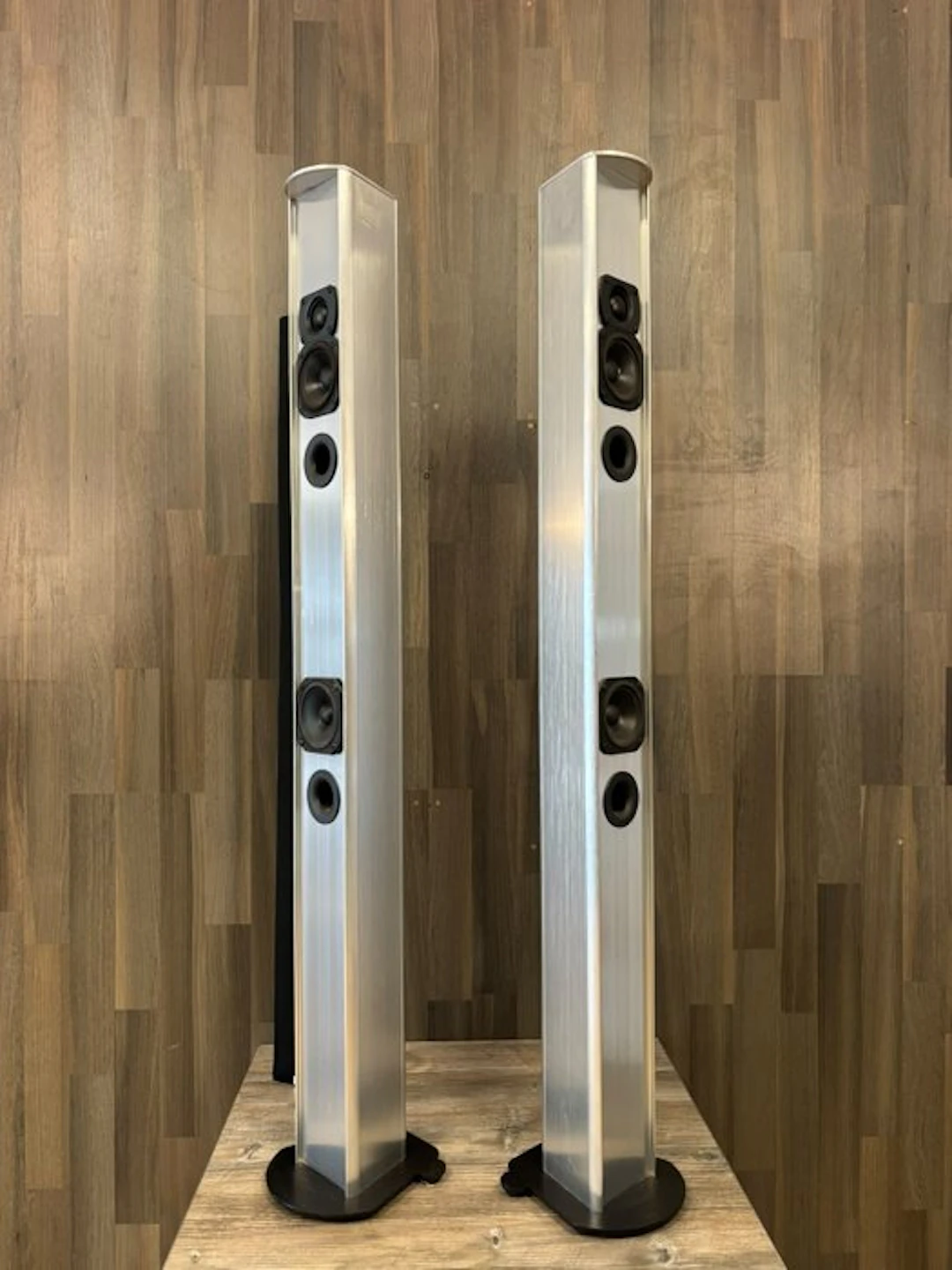 Piega - S4 / 3-Way Bass-Reflex Floorstanding Speaker set