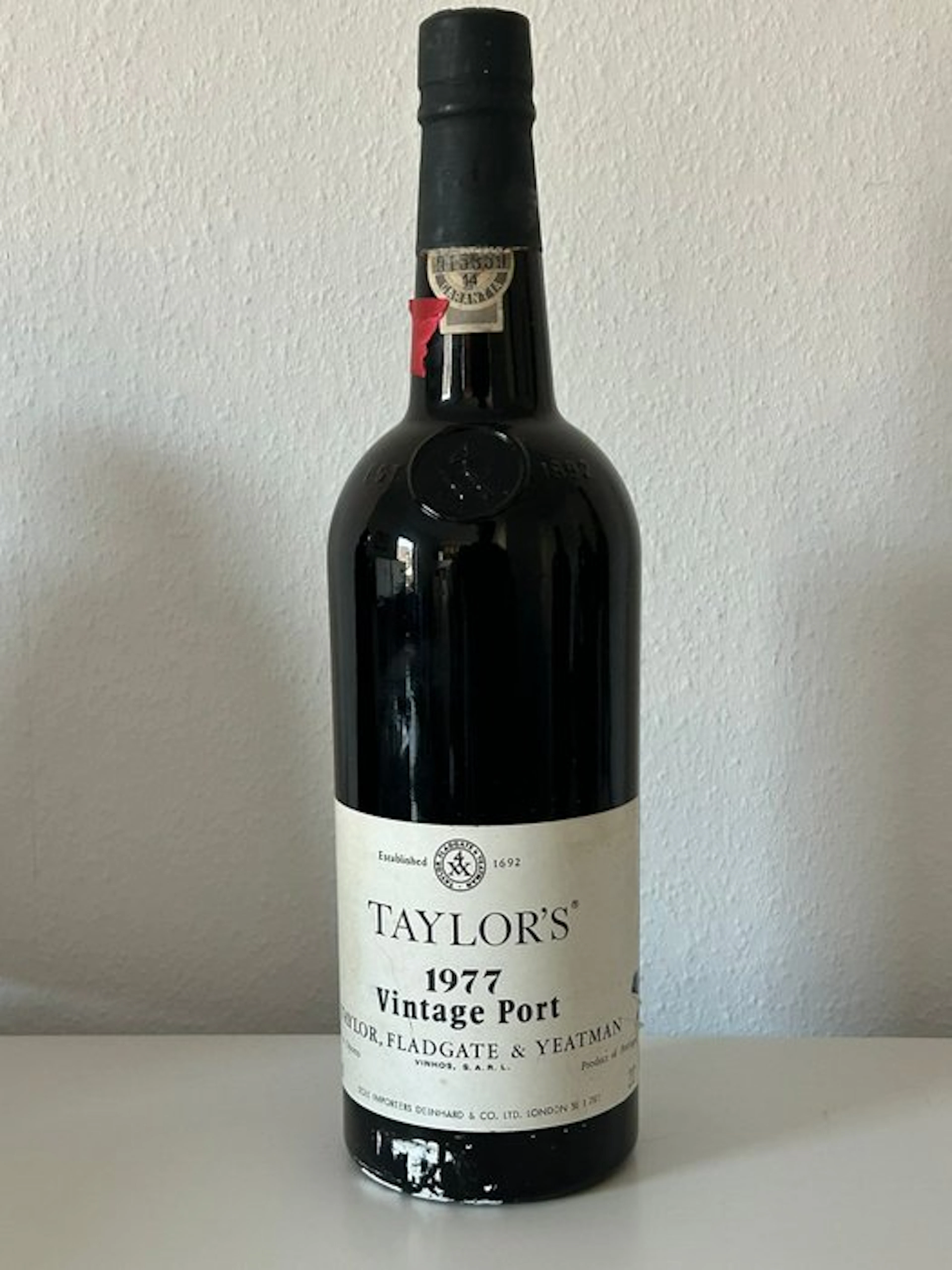 1977 Taylors - Vintage Port - Bottled in 1979 - Douro - 1 Bottle (0.75L)