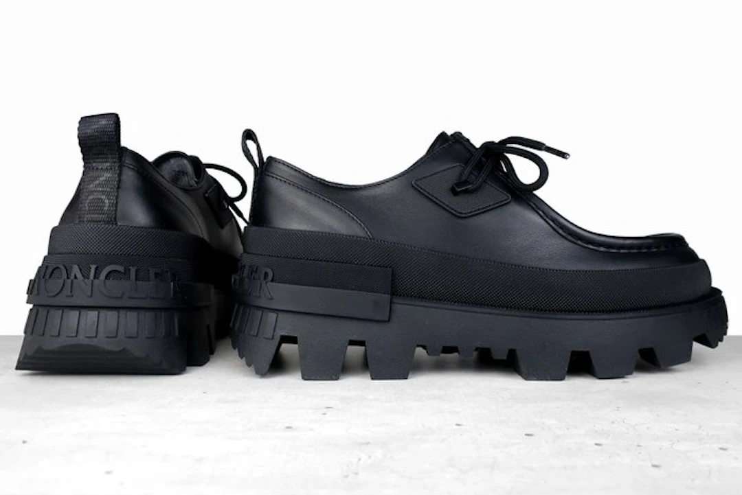 Moncler - Black Mon Wallabee Oxfords - Lace-up shoes - Size: EU 41
