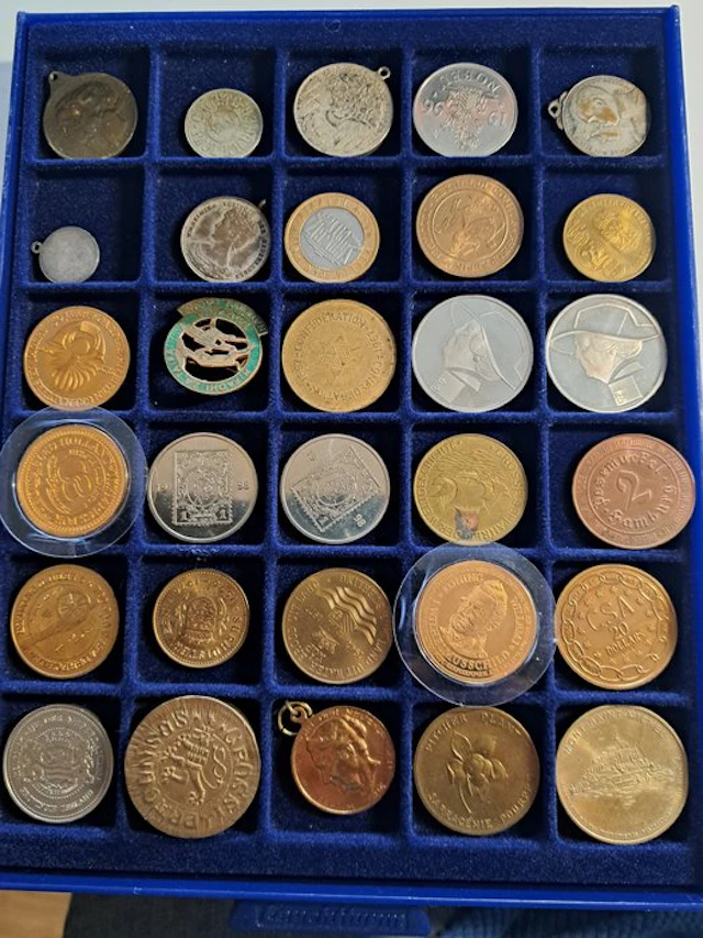 World. Collection of medals 1890 tot 1980 (No reserve price)