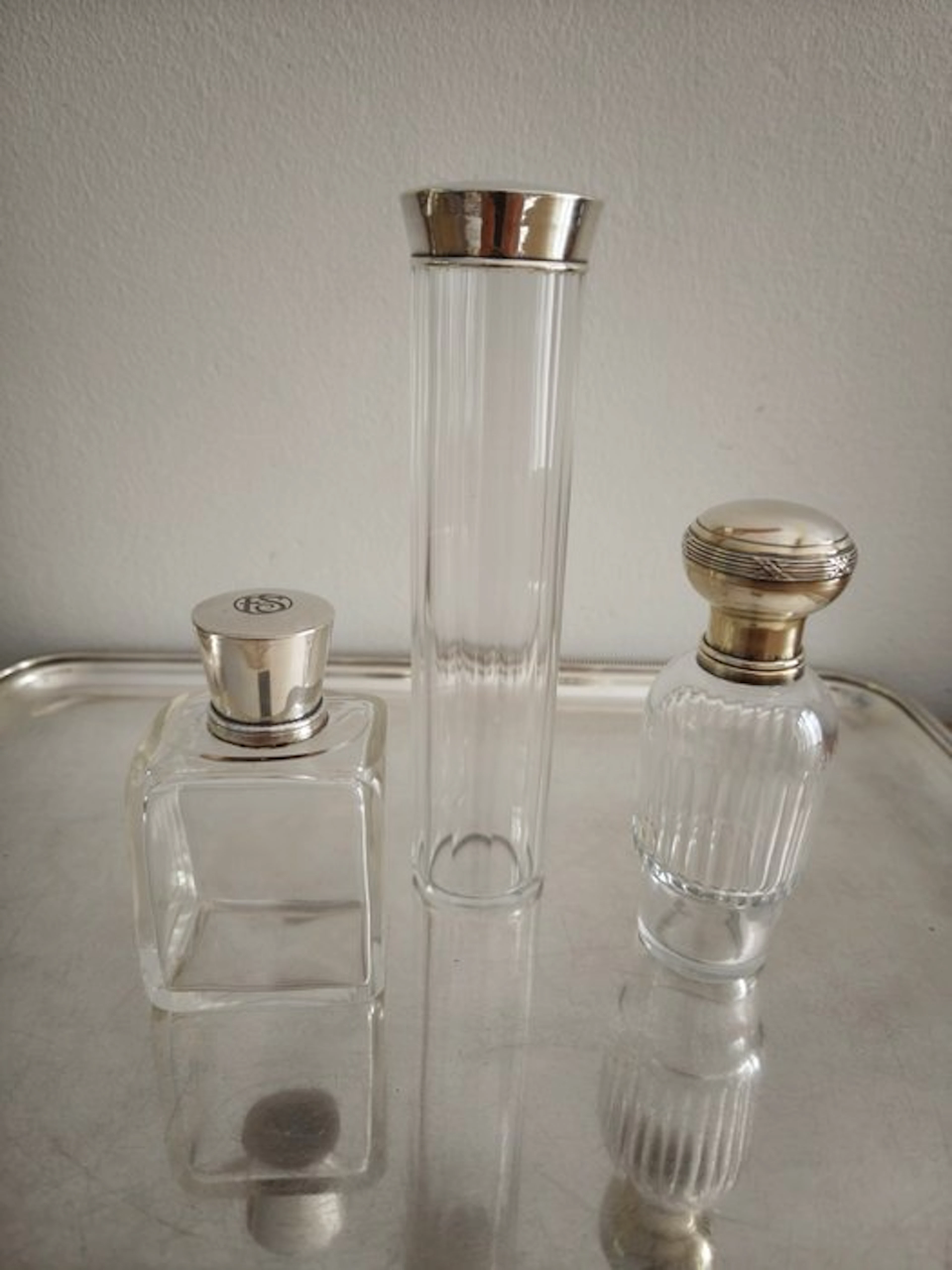Cosmetic flask (3) - 2 flasks and 1 toiletry case with a solid silver mount