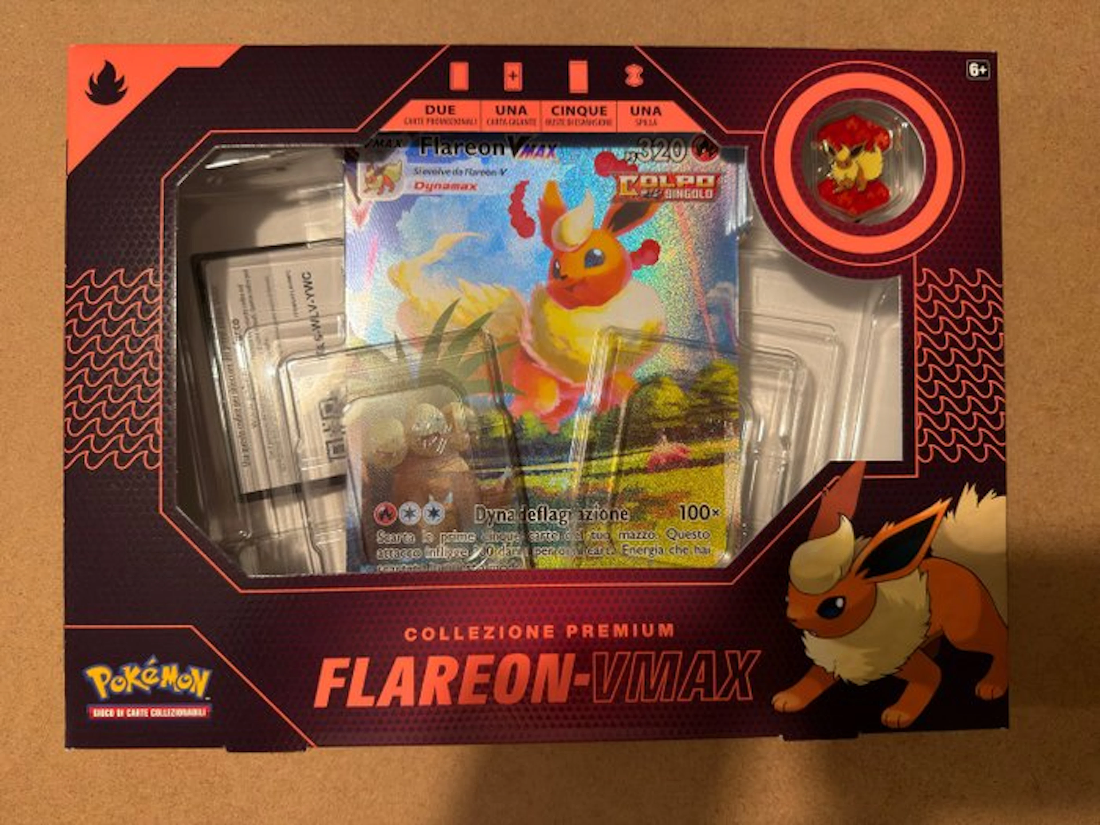 Pokémon - 5 Box - Collezione Premium Flareon-VMAX...