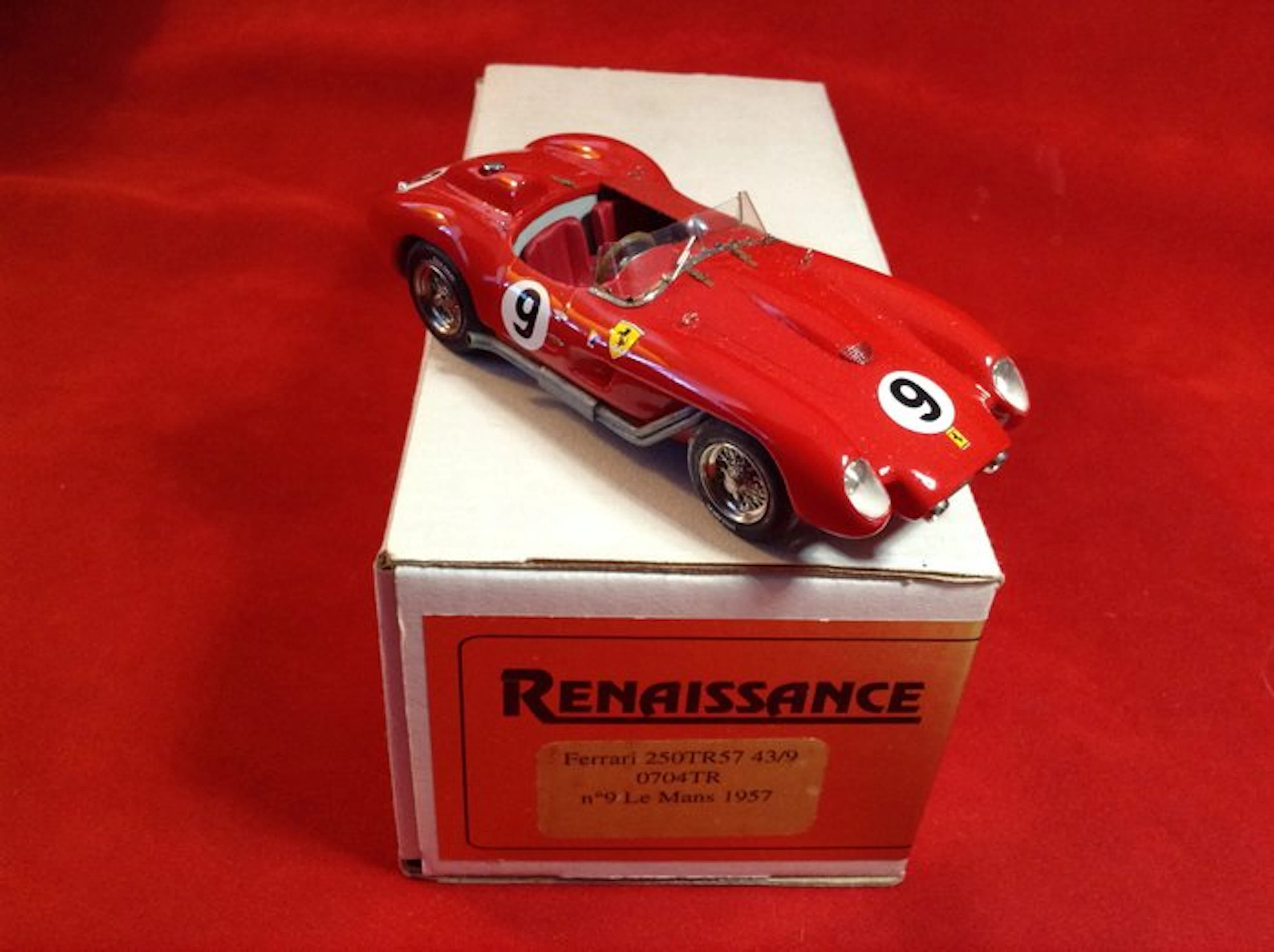 Renaissance - made in France 1:43 - Model race car - ref