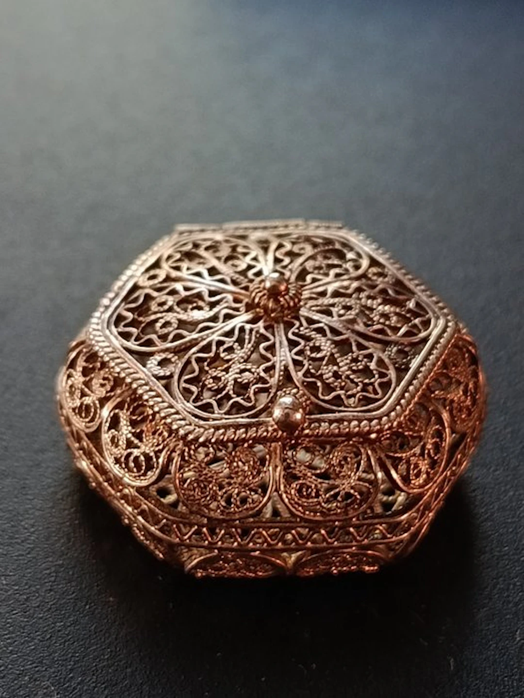 Pillbox - Precious Pill Box in 925 Silver Filigree - .925 silver
