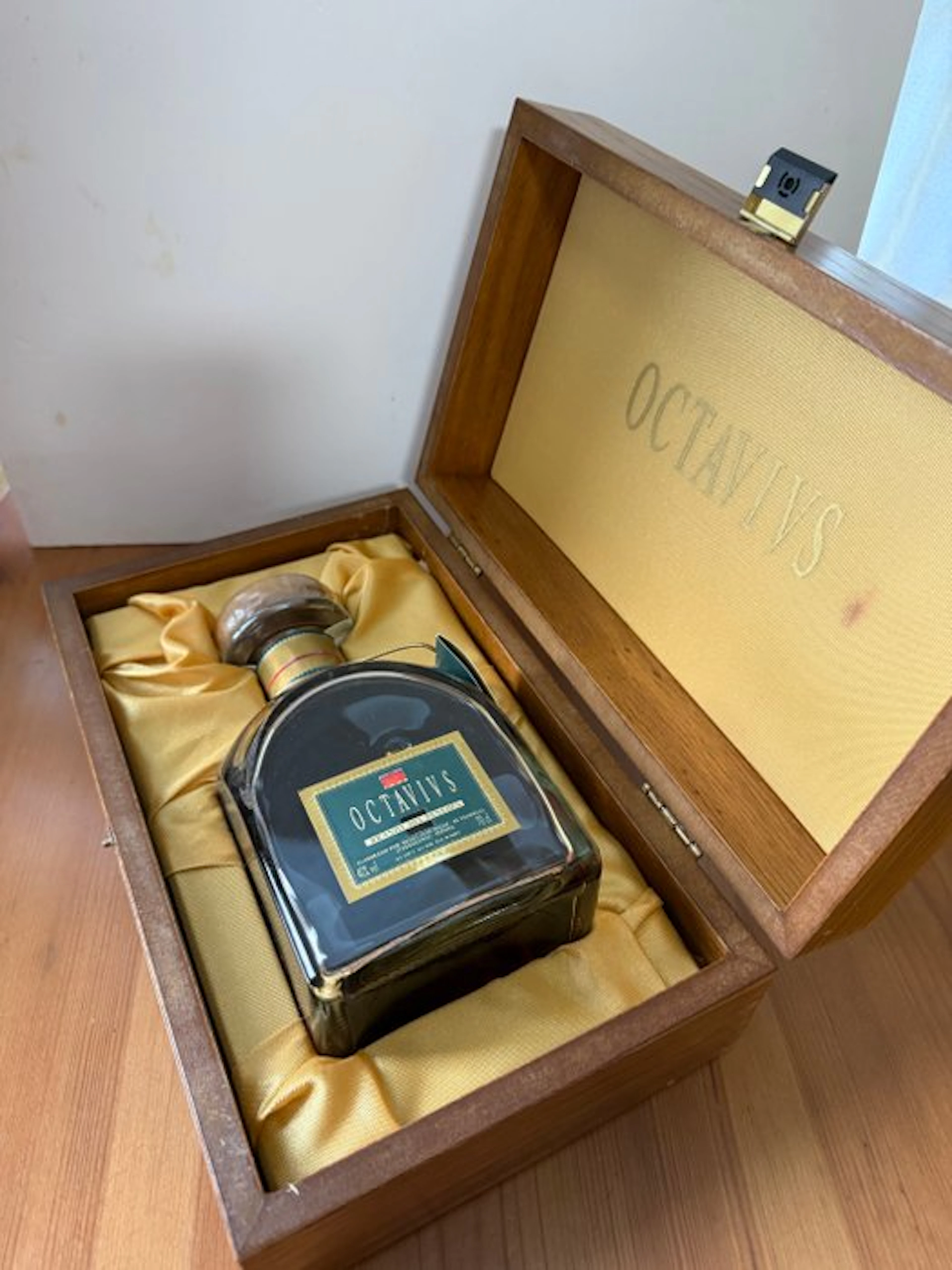 Octavius - Brandy del Penedès - b. 1990s - 70cl