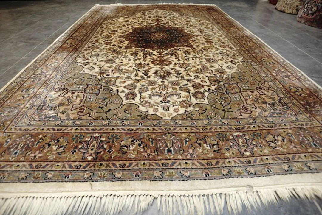 Tabriz - Carpet - 250 cm - 163 cm