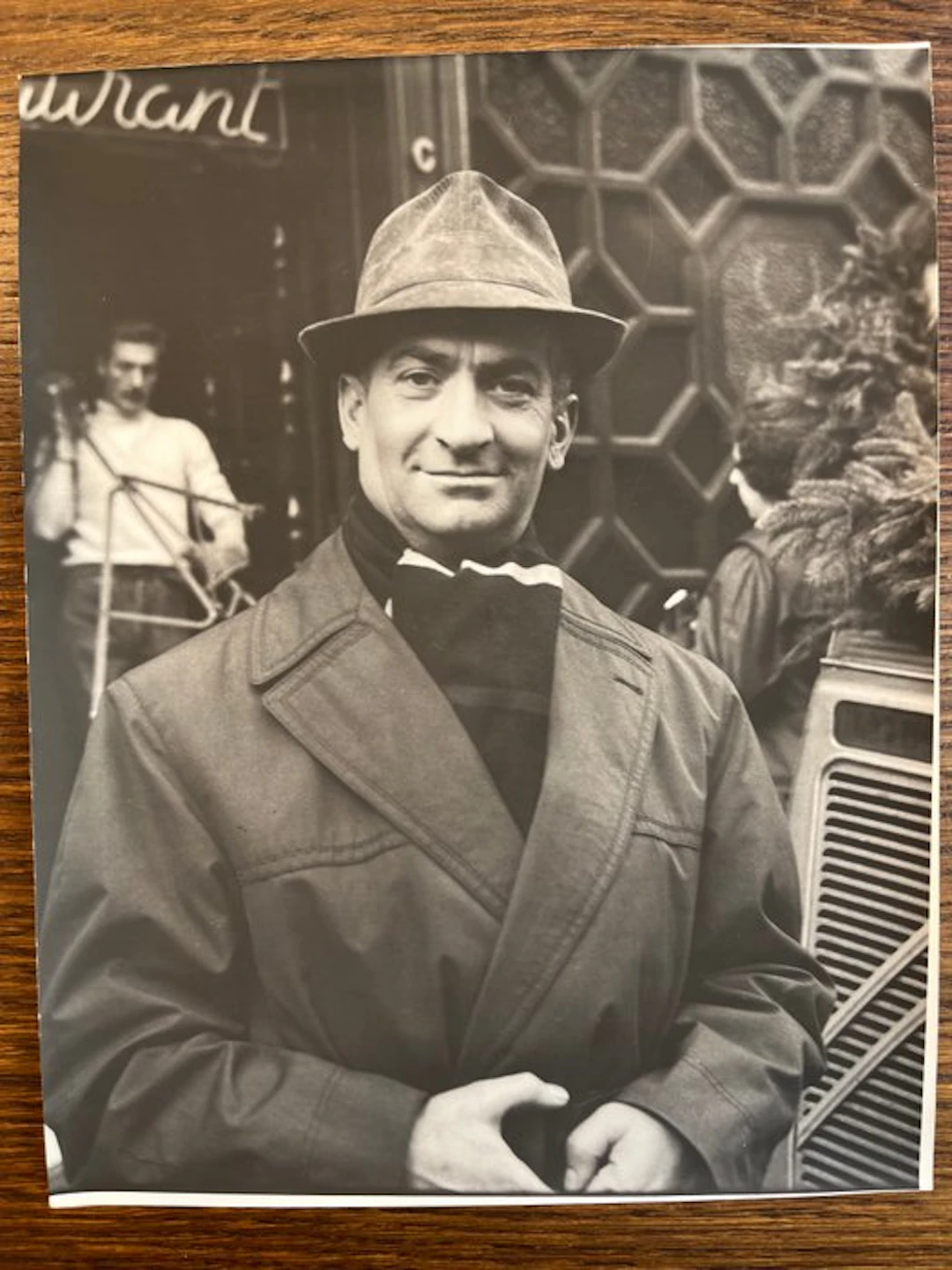 Marcel Thomas (1909-2000) - portrait de Louis de Funès...