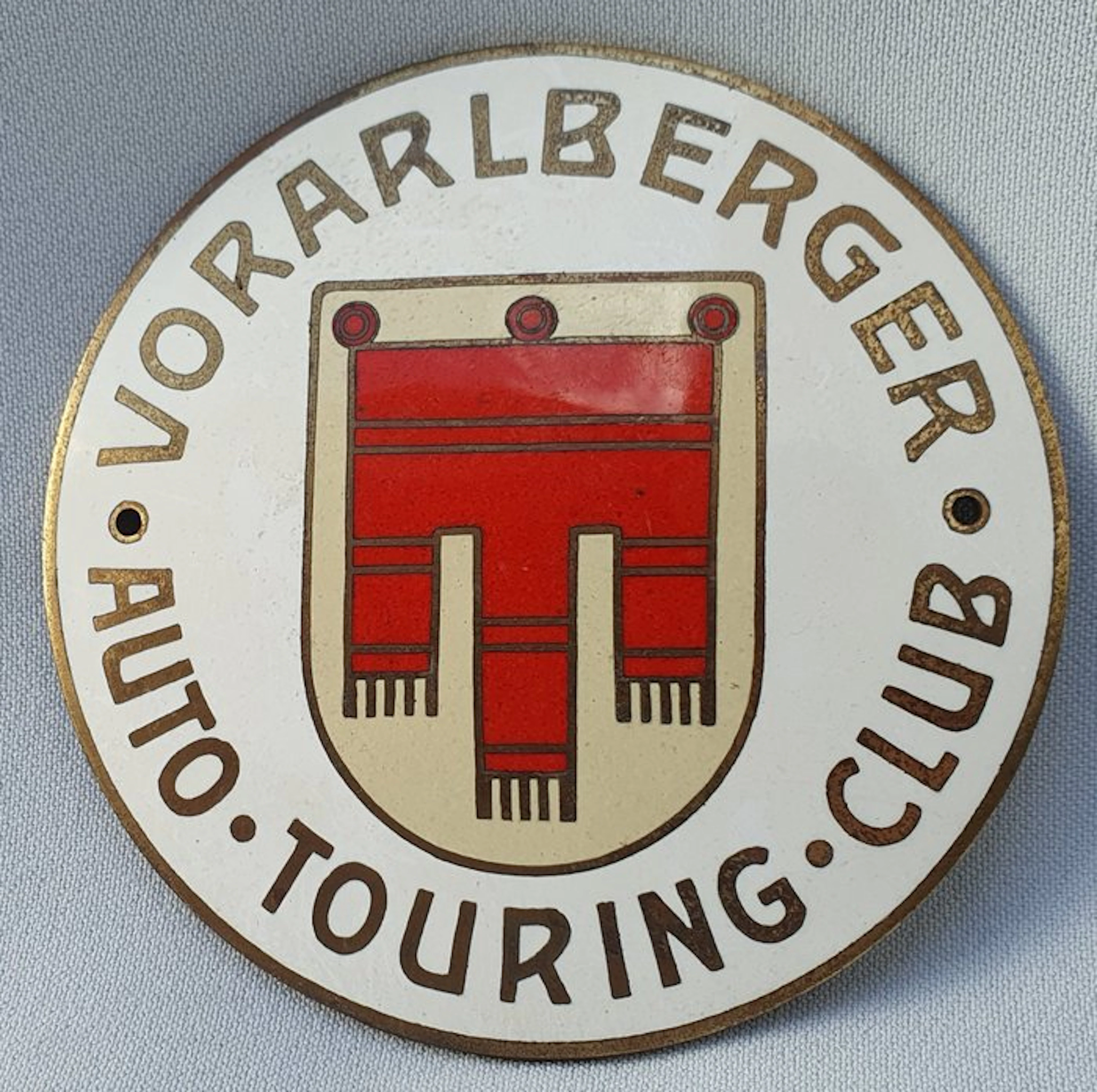 Badge - Grille Badge - Vorarlberger Auto Touring Club...