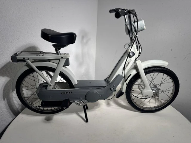 Hi - Piaggio - Modello statico da collezione di MOTORINO PIAGGIO CIAO