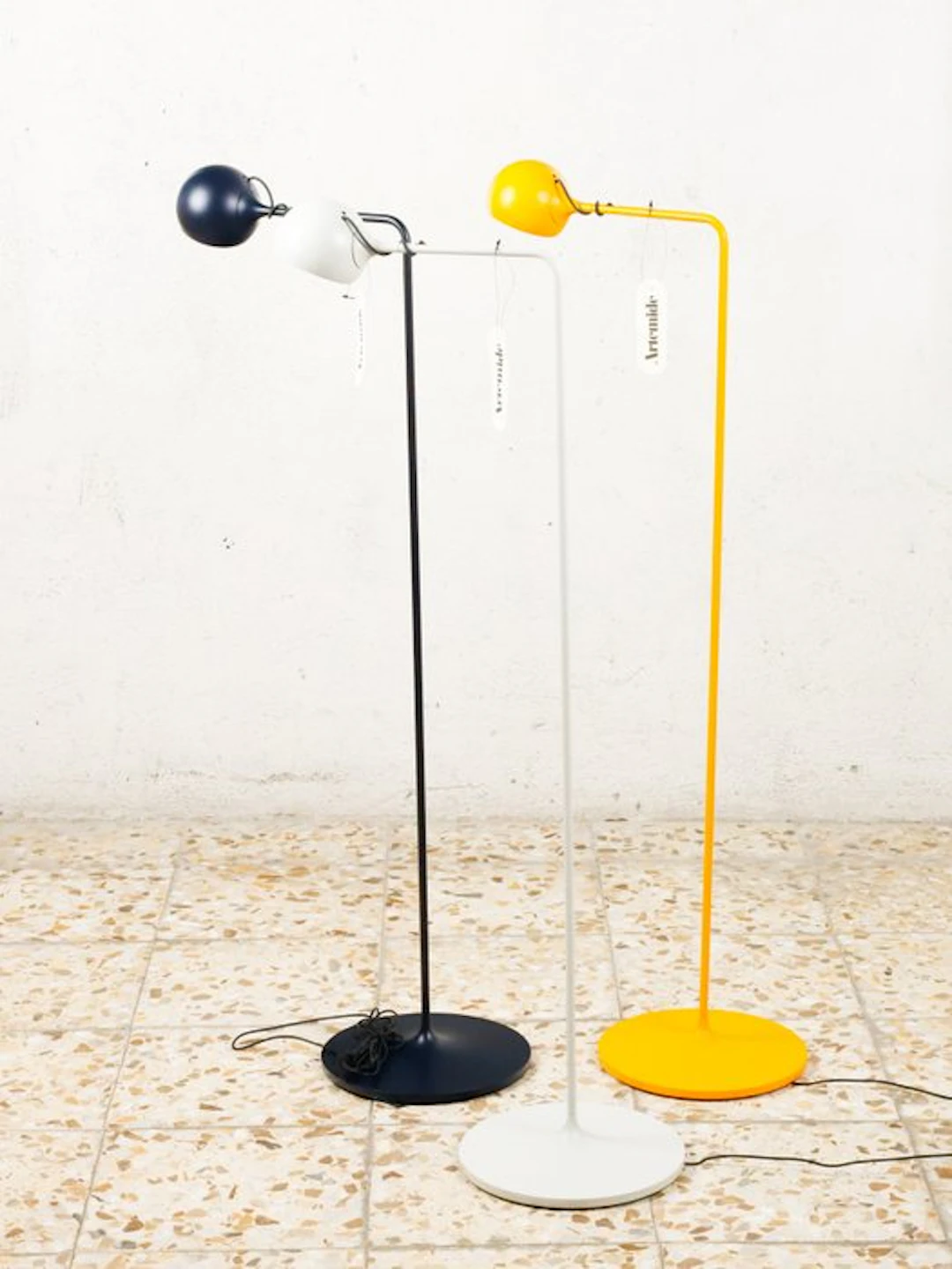 Artemide - Foster + Partners Industrial Design - Floor...