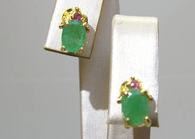 Emerald Earrings - Height: 10.5 mm - Width: 7 mm- 2 g - (2)