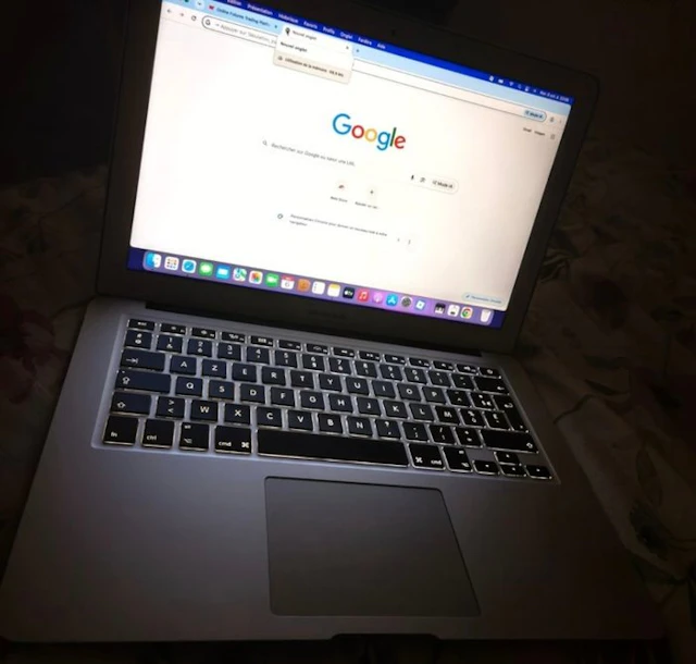 Apple MacBook Air (Retina, 13-inch, 2017) - Laptop (2) - Without original box