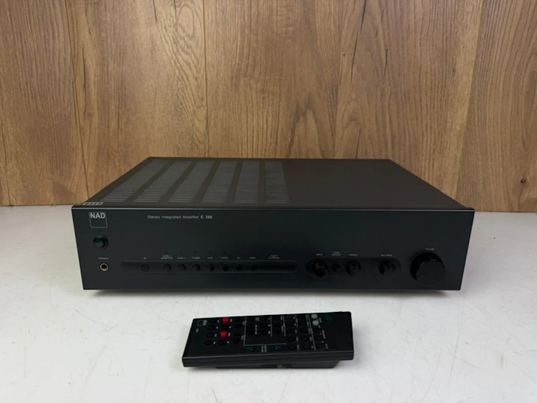 NAD - C350 Solid state amplifier