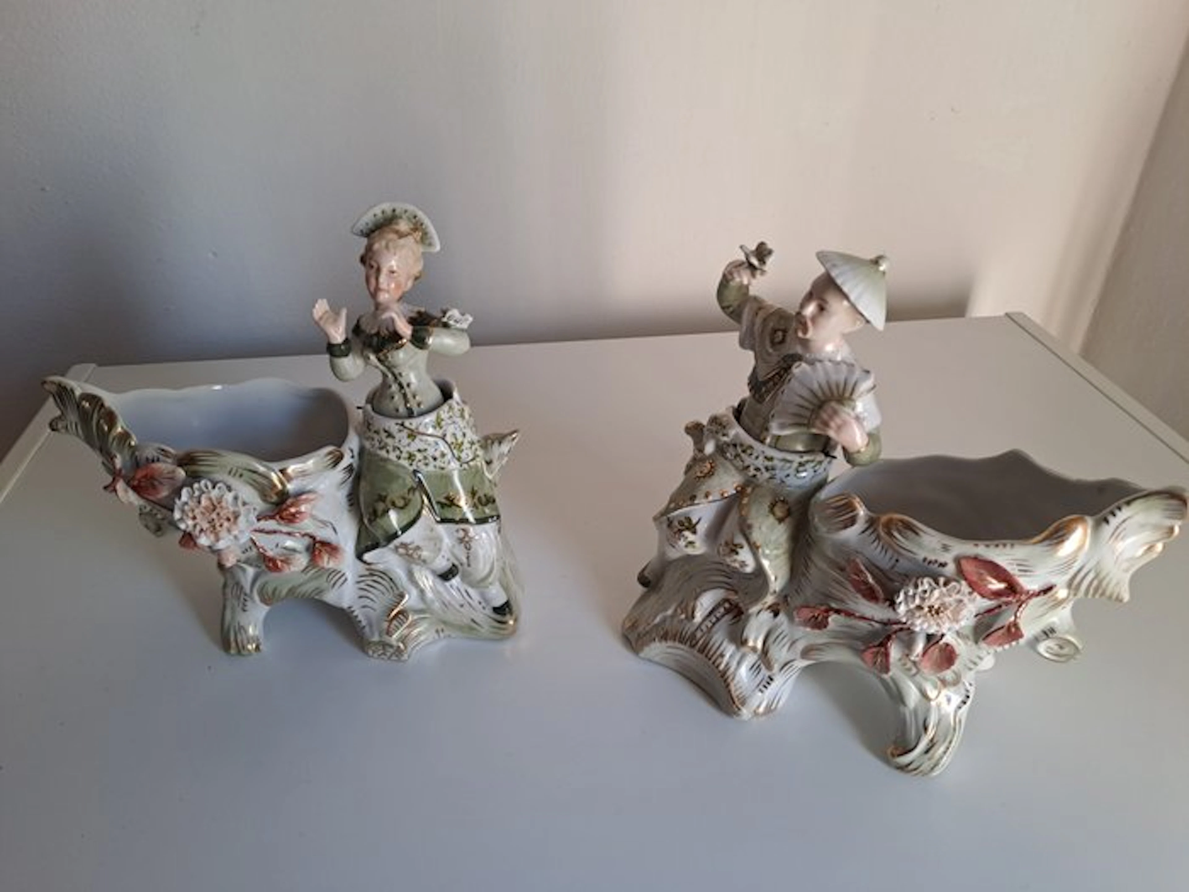 Statuette, porselein stelletje - 19 cm - Porcelain
