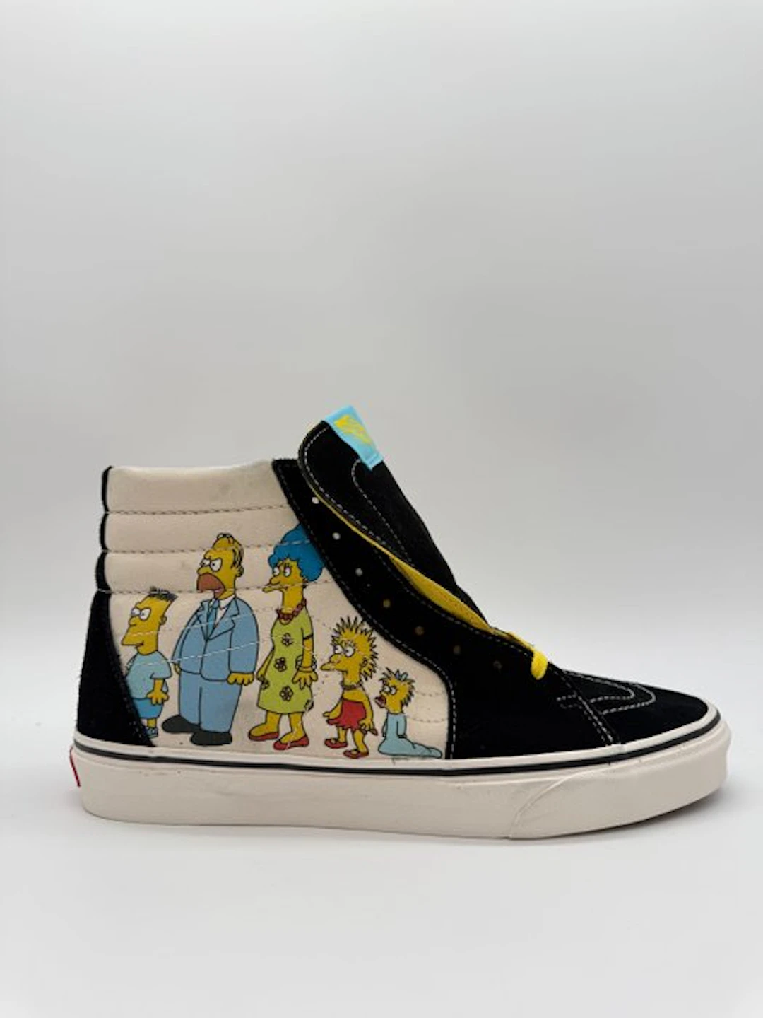 Vans - Vans Sk8-hi The Simpsons Family Portrait - Sneakers - Size: EU 44