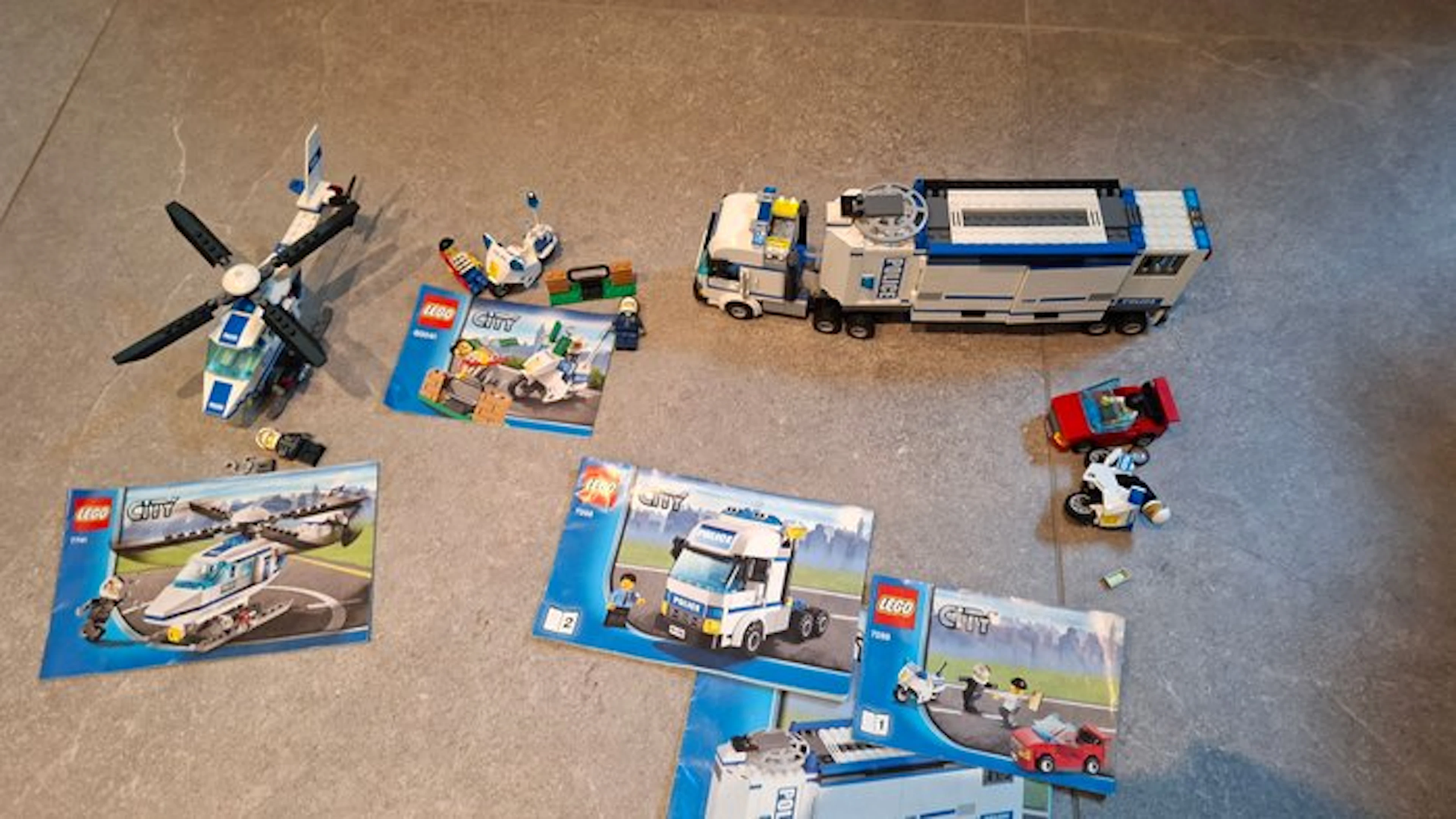LEGO Set - City - LEGO City politie sets (meerdere) 60041,7741,7288