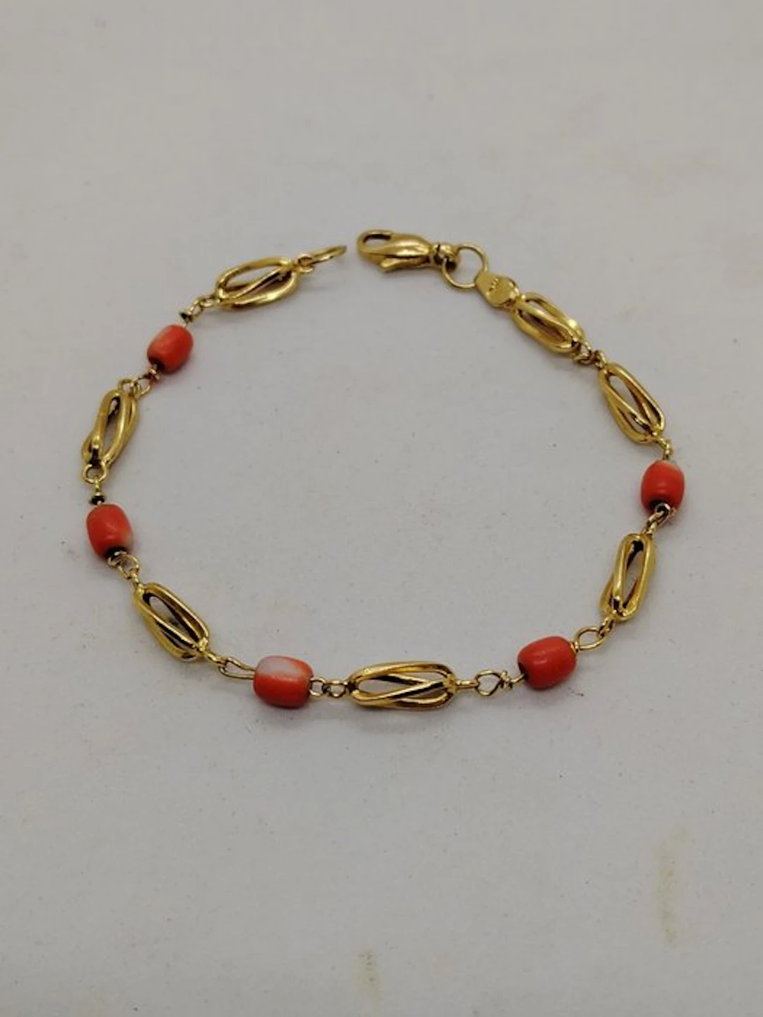 Bracelet - 18 kt. Yellow gold Coral