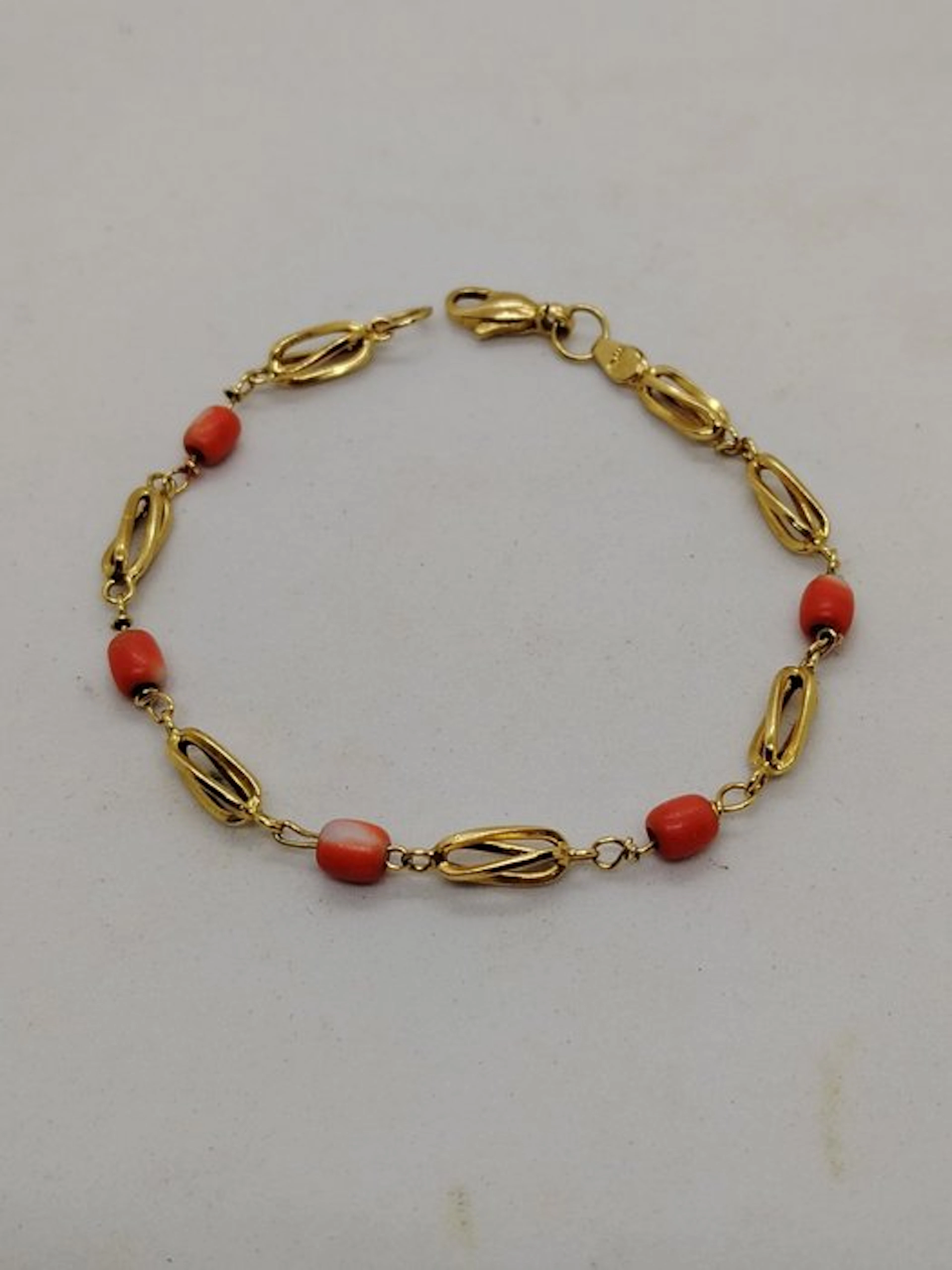 Bracelet - 18 kt. Yellow gold Coral