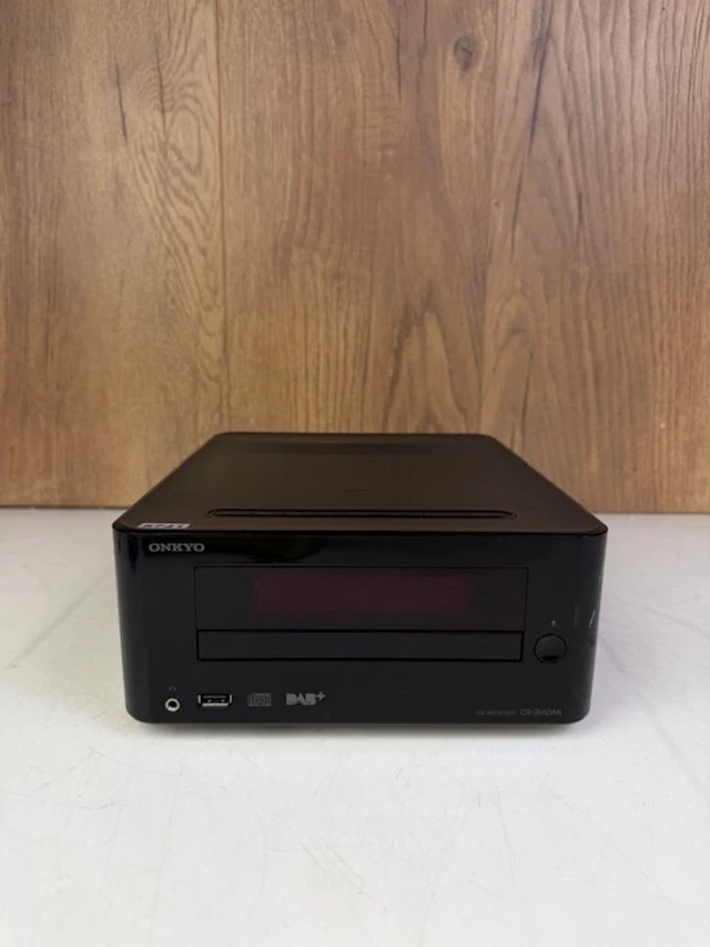 Onkyo - CR-265 DAB - CD Player / DAB+ Solid state stereo receiver
